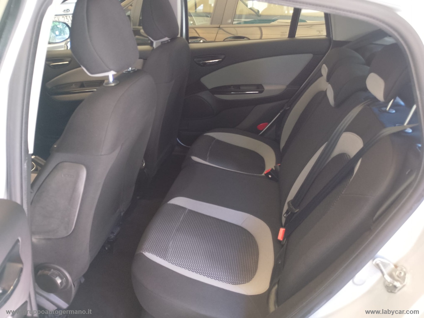 Bravo 1.6 MJT 120 CV Easy - immagine 6