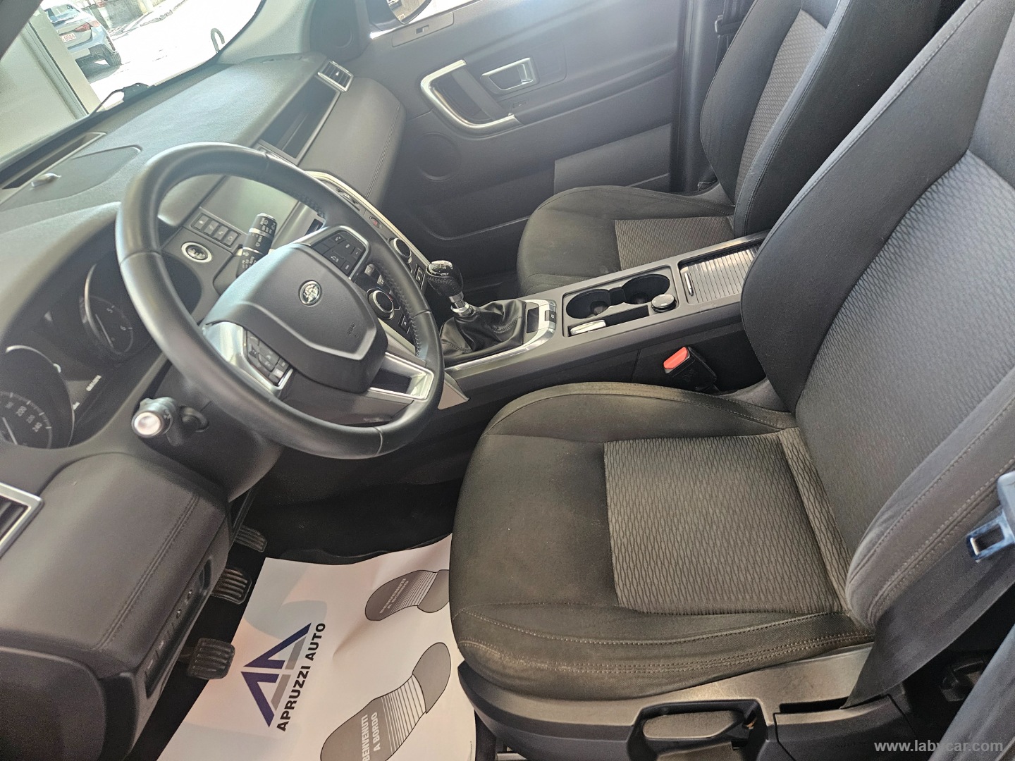 Discovery Sport 2.0 TD4 180 CV SE - immagine 6