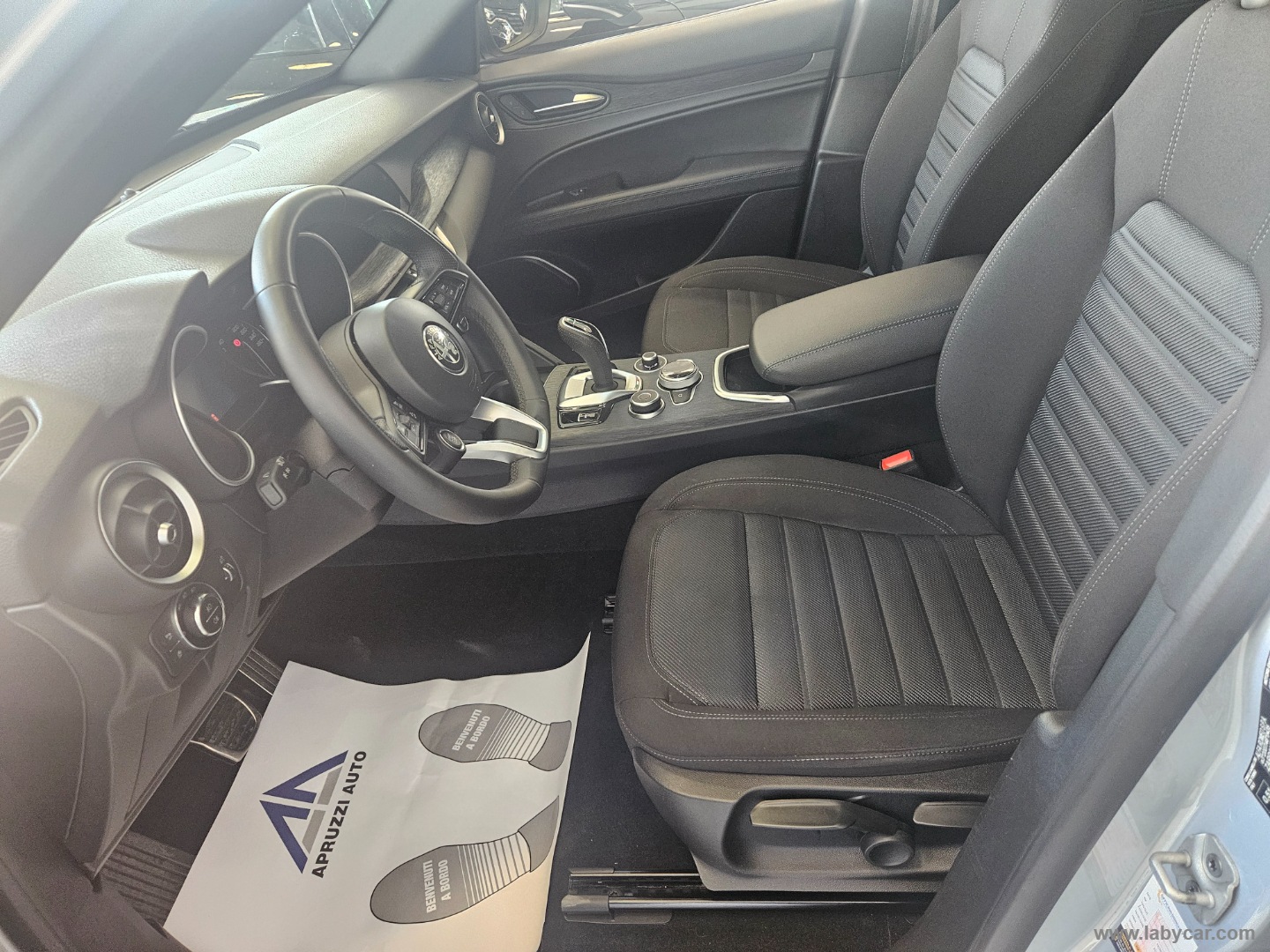 Stelvio 2.2 T.d. 190 CV AT8 Q4 Sup. Bus. - immagine 6