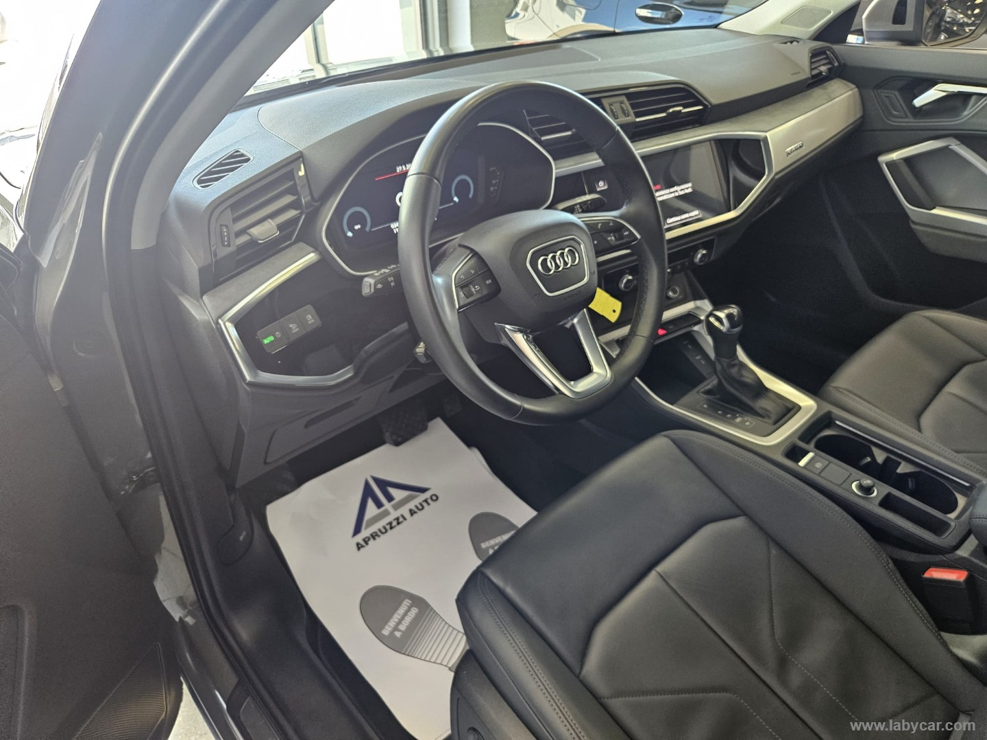 Q3 40 TDI quattro S tr. Business Adv. - immagine 6