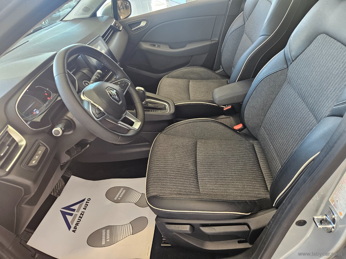 Clio Hybrid E-Tech 140 CV 5p. E-Tech - immagine 6