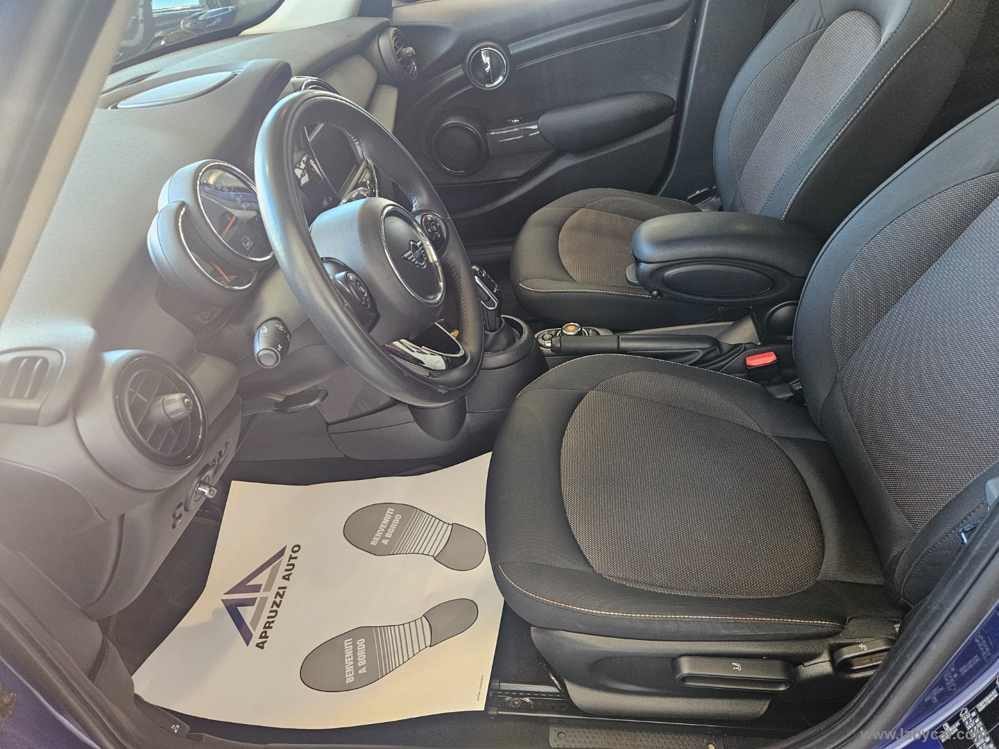 Mini One Business 5 porte AUTO - immagine 6