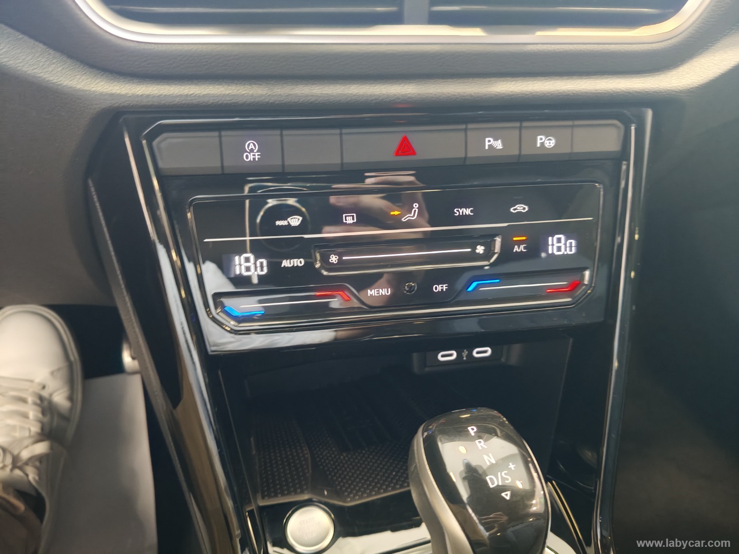 T-Roc 2.0 TDI SCR 150 CV DSG R-Line Plus - immagine 6