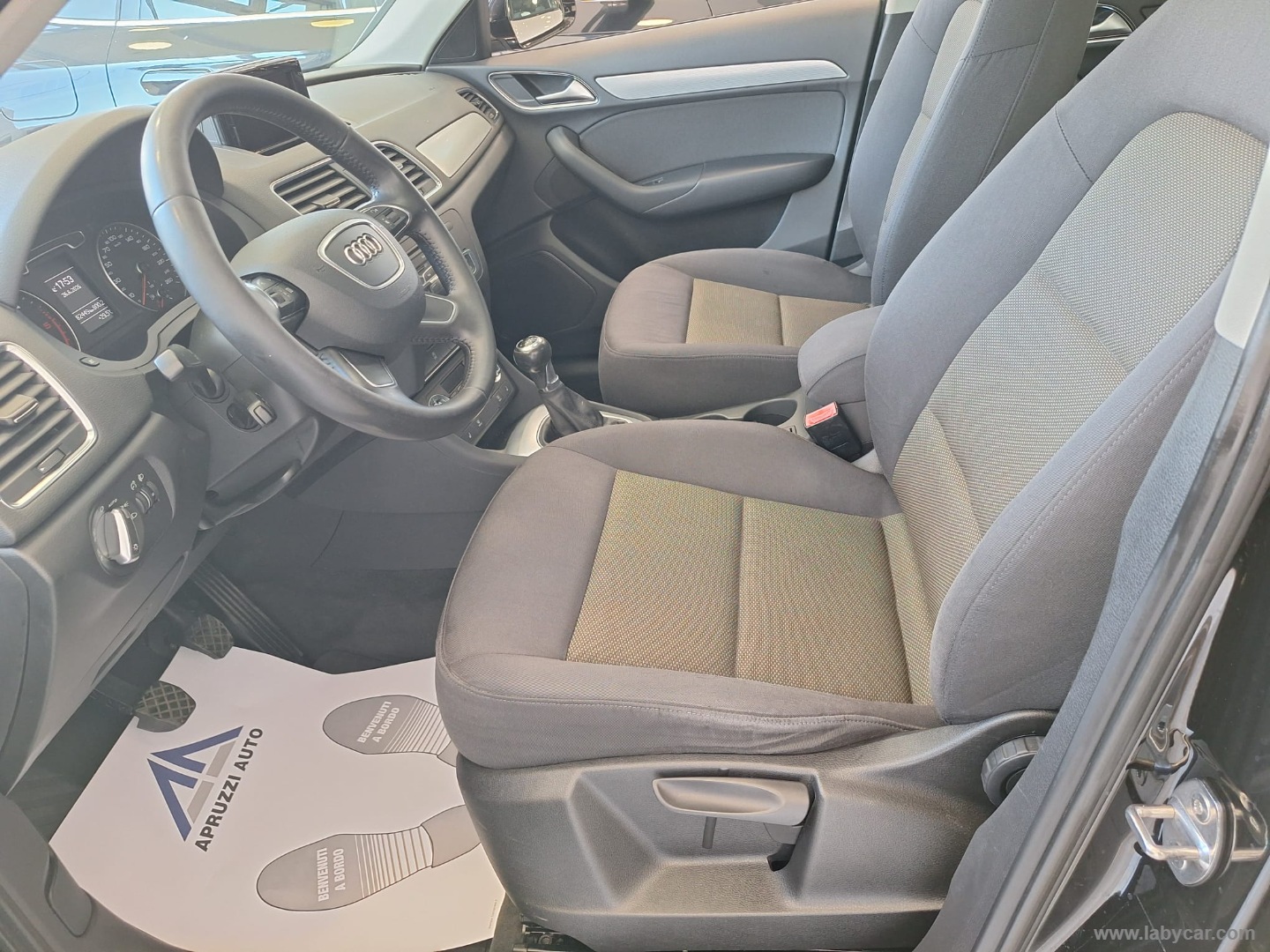 Q3 2.0 TDI Business - immagine 6