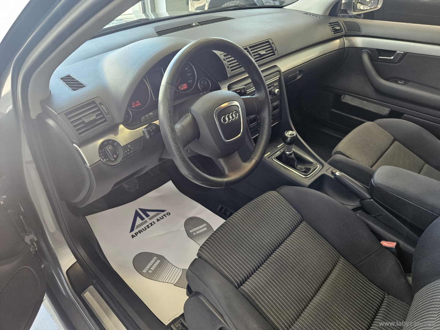 A4 2.0 TDIe 136 CV Ambiente - immagine 6