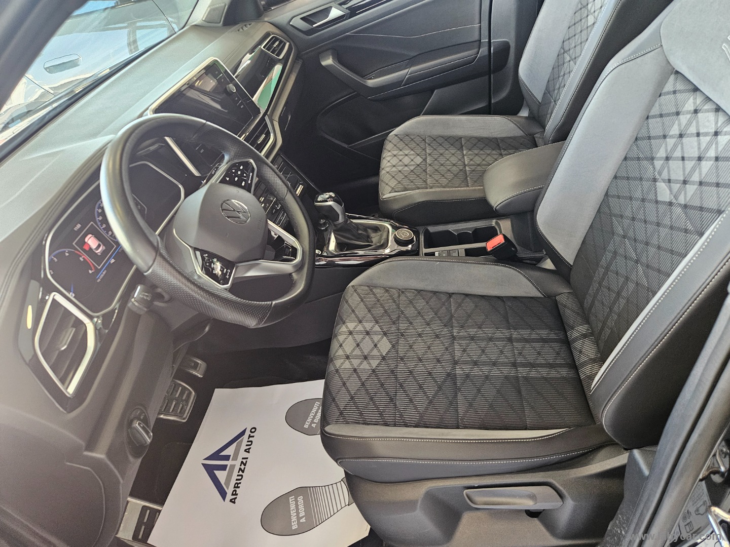 T-Roc 2.0 TDI SCR 150CV DSG 4MOT. R-Line - immagine 6