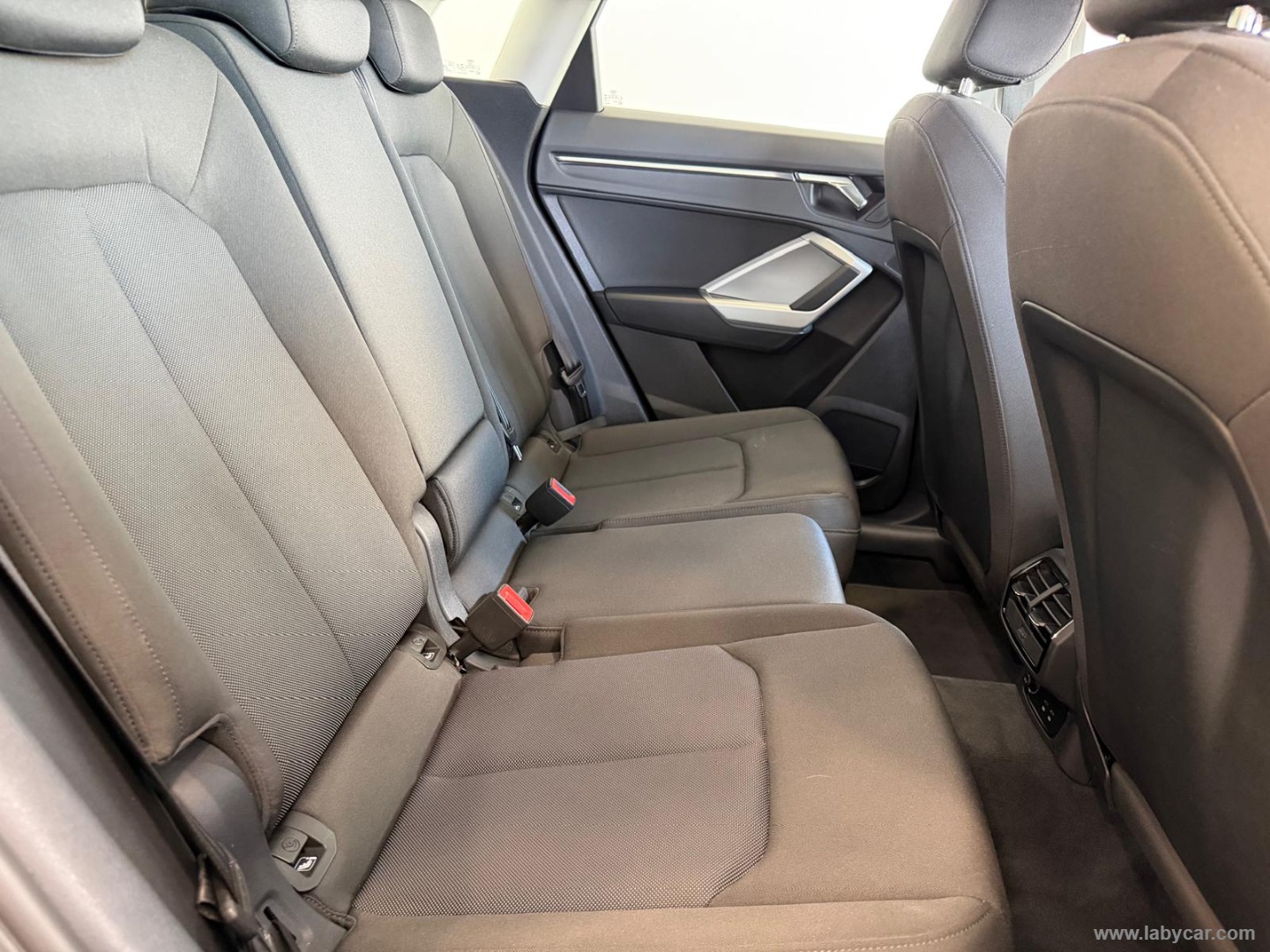 Q3 35 TDI S tronic Business Advanced - immagine 6