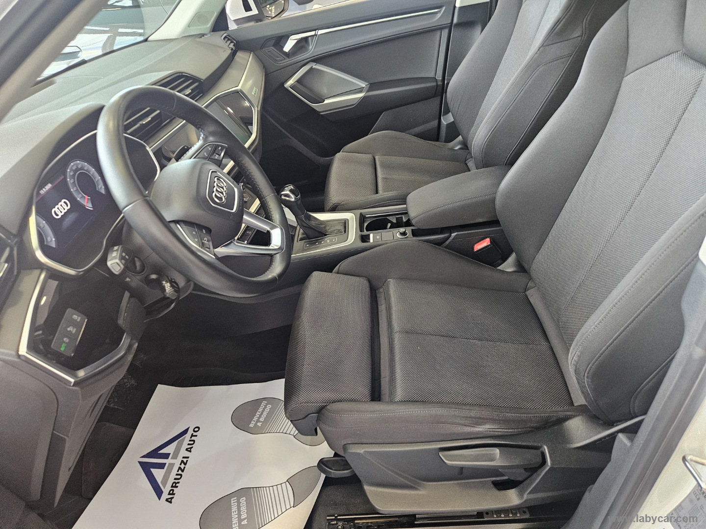 Q3 40 TDI quattro S tr. Business Adv. - immagine 6