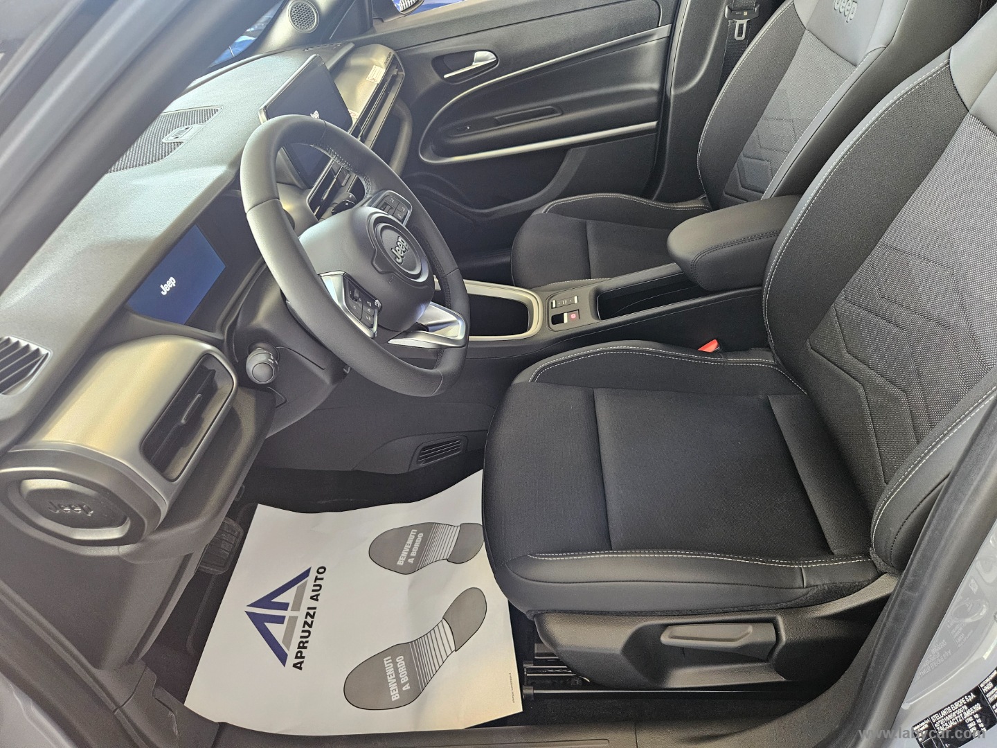 Avenger 1.2 Turbo MHEV Summit - immagine 6