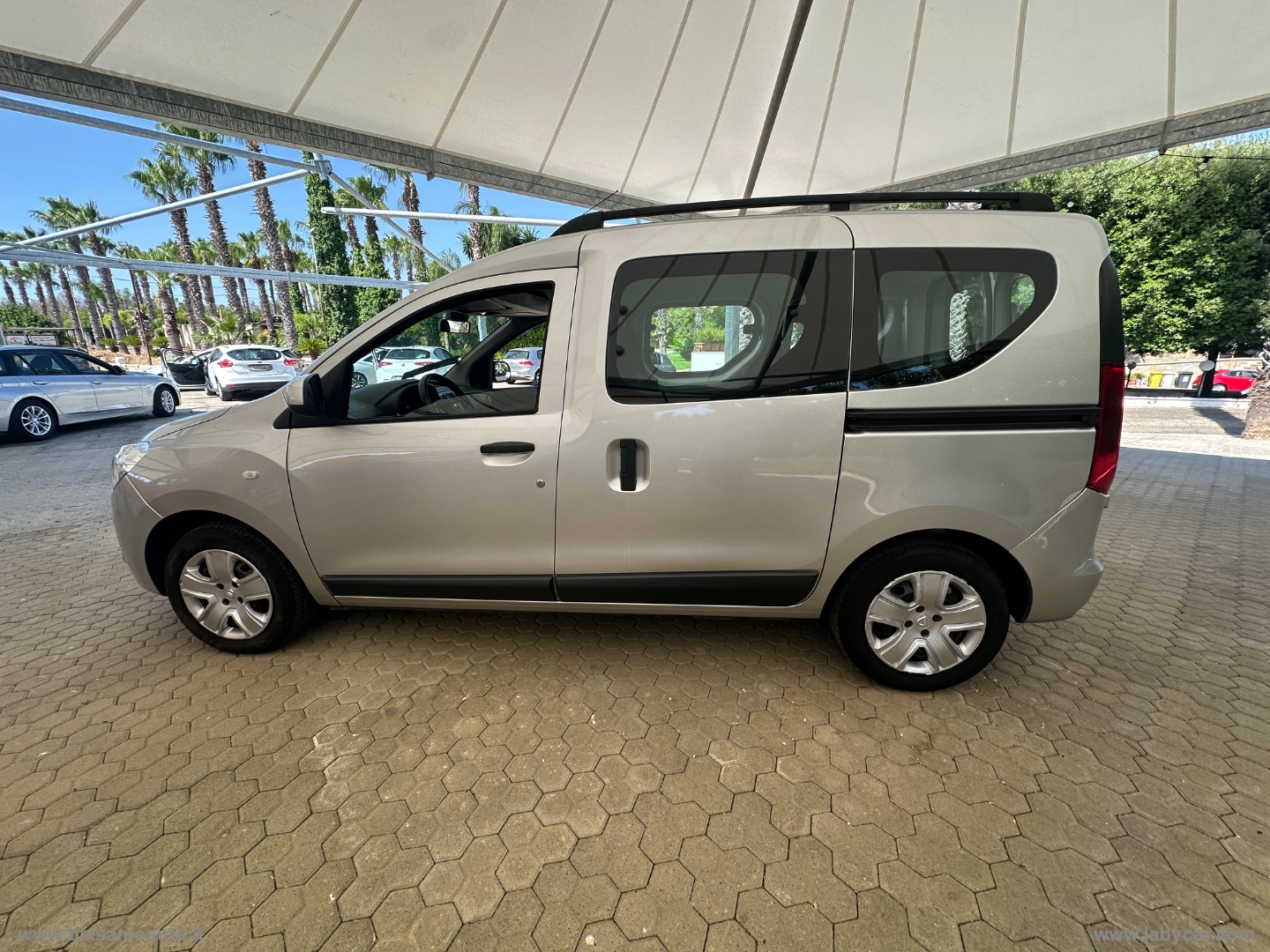Dokker 1.6 8V 100 CV S&S GPL Essential - immagine 6