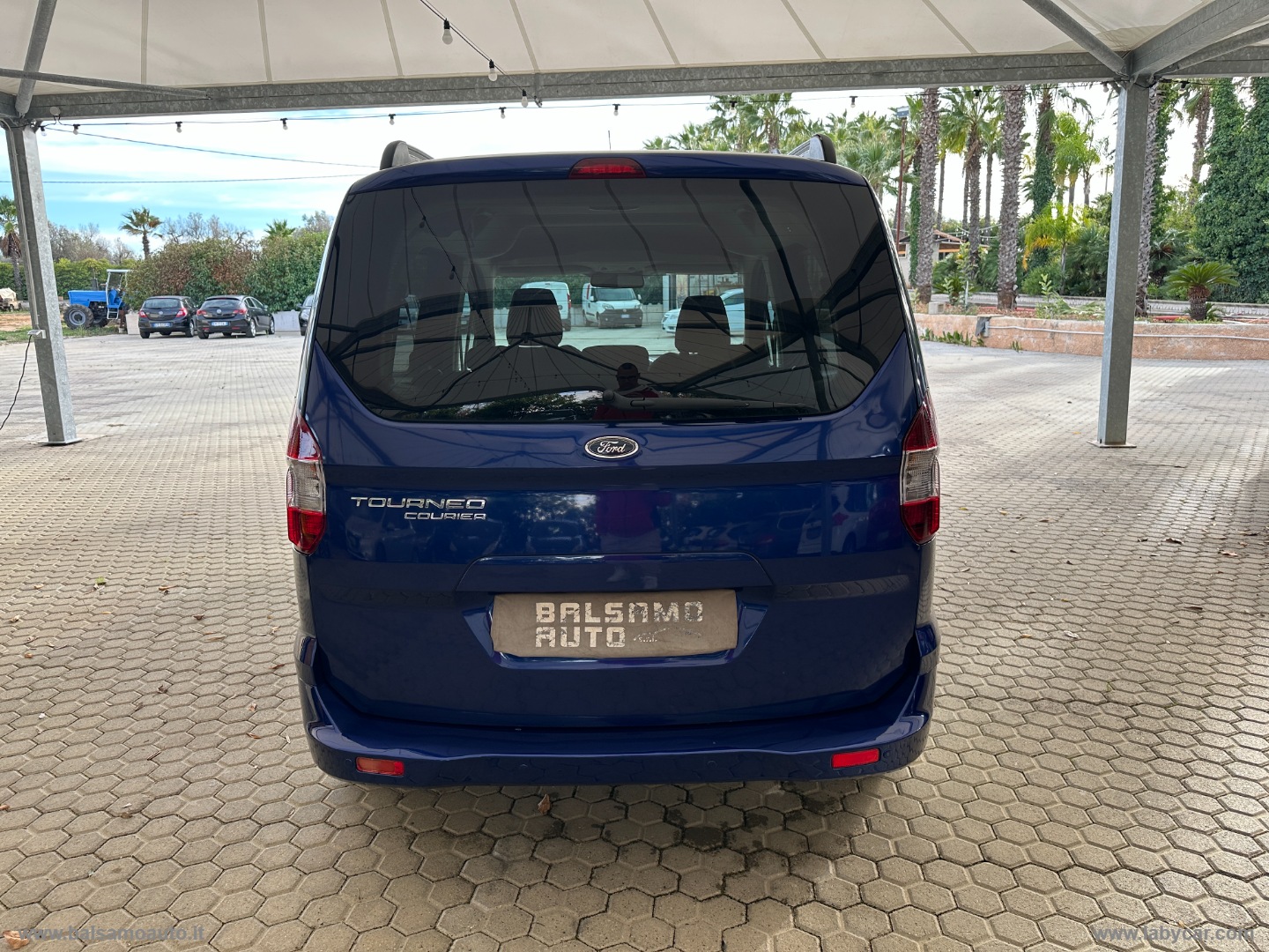 Tourneo Courier 1.5 TDCI 75 CV Titanium - immagine 6