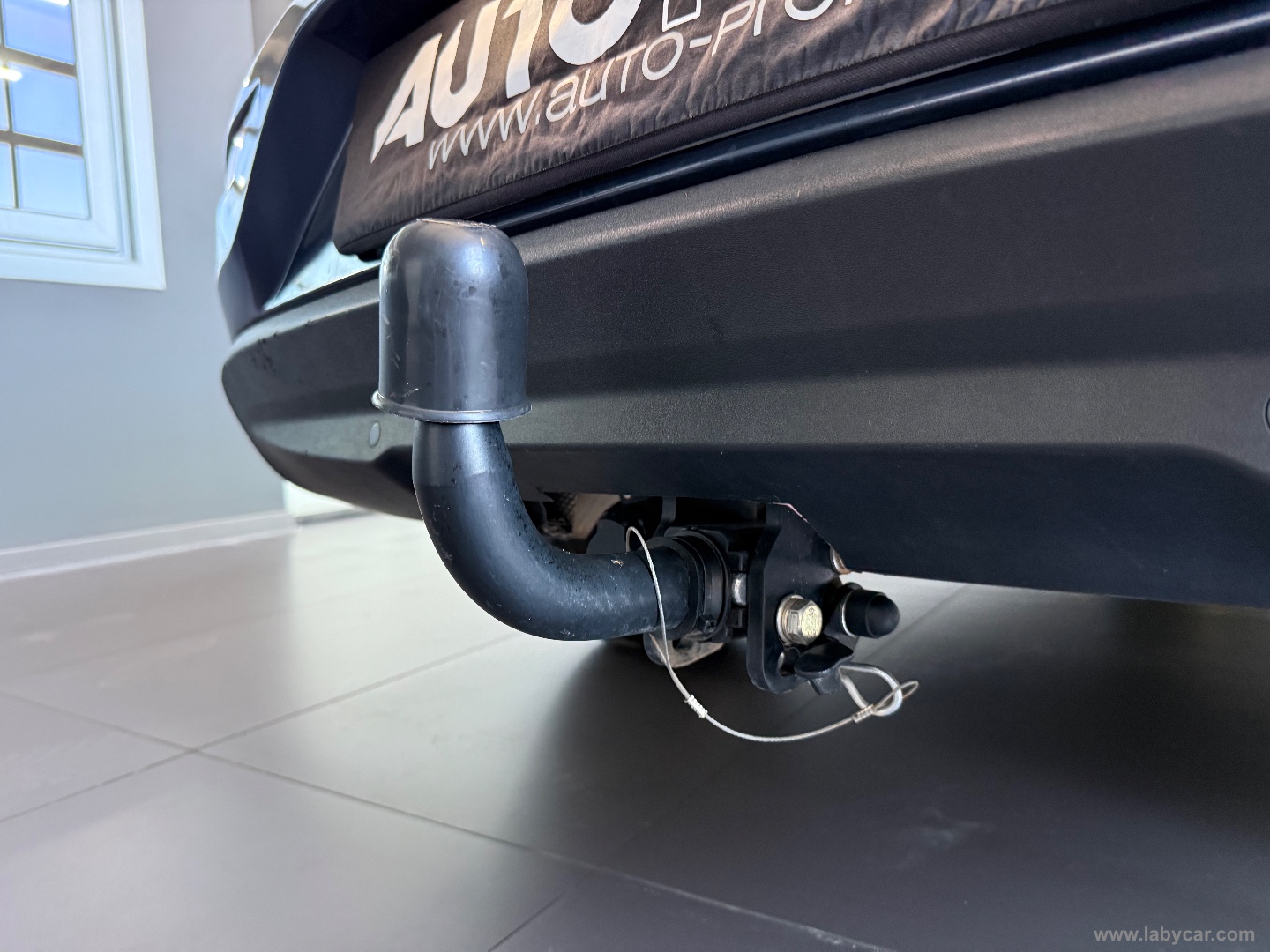 V40 D2 Momentum N1 GANCIO TRAINO - immagine 6