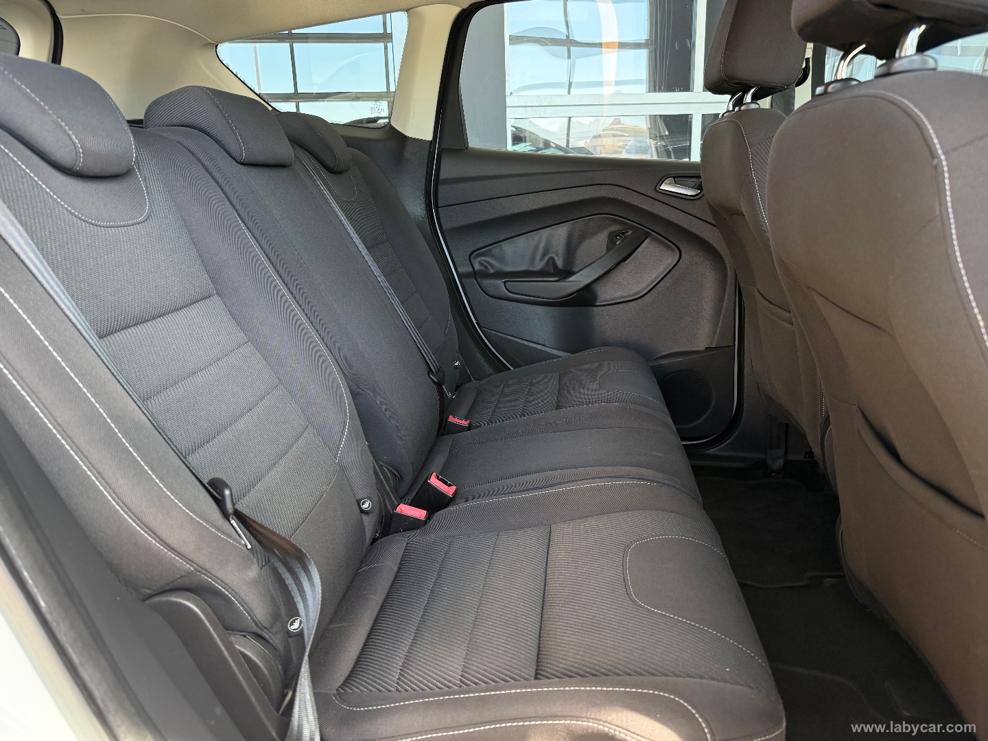Kuga 2.0 TDCI 140 CV 2WD Titanium - immagine 6