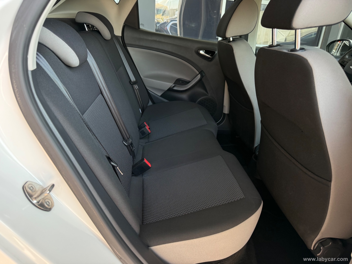 Ibiza 1.0 75CV 5p. Reference - immagine 6