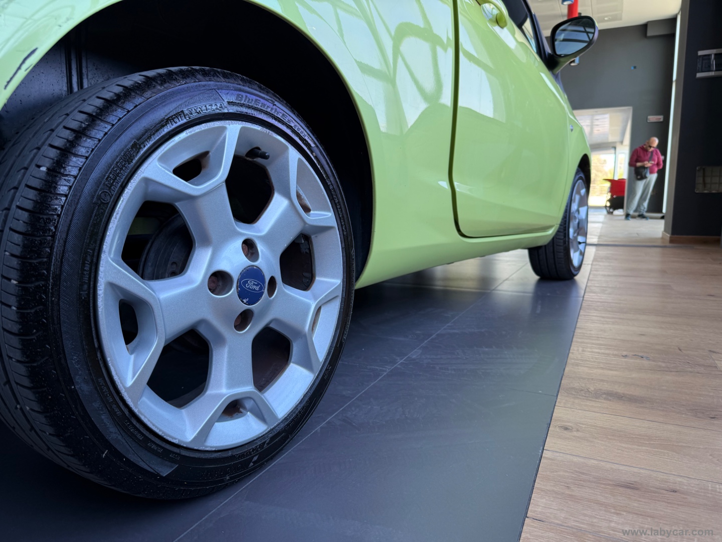 Ka 1.2 8V 69 CV Titanium - immagine 6