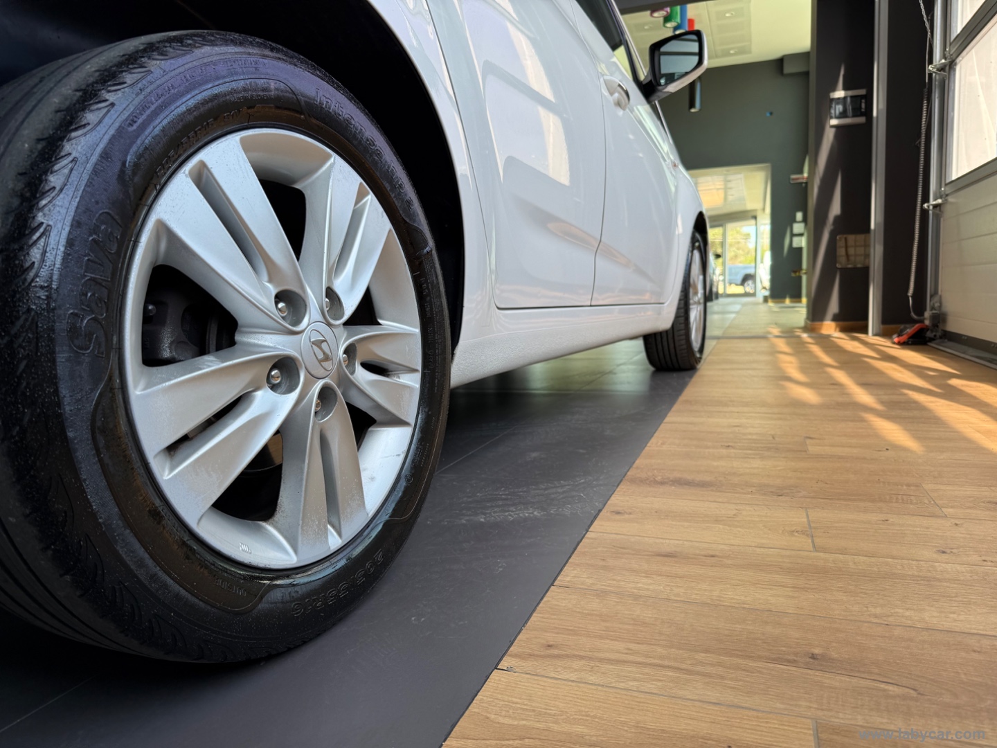 ix20 1.4 CRDI 77 CV Comfort - immagine 6