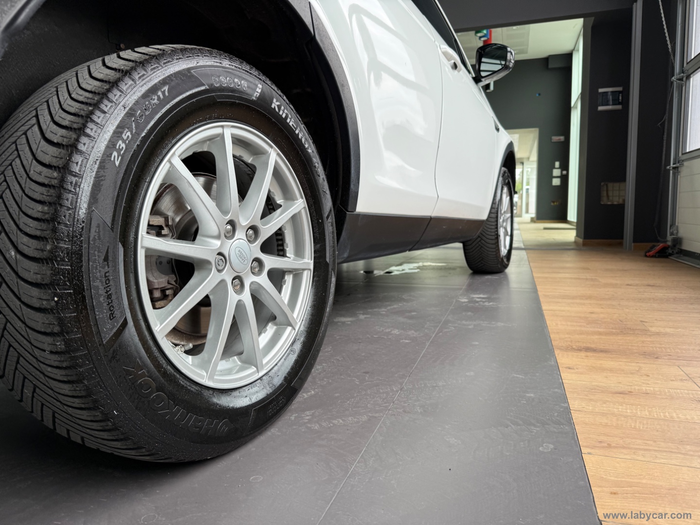 Discovery Sport 2.0 TD4 150 CV HSE - immagine 6