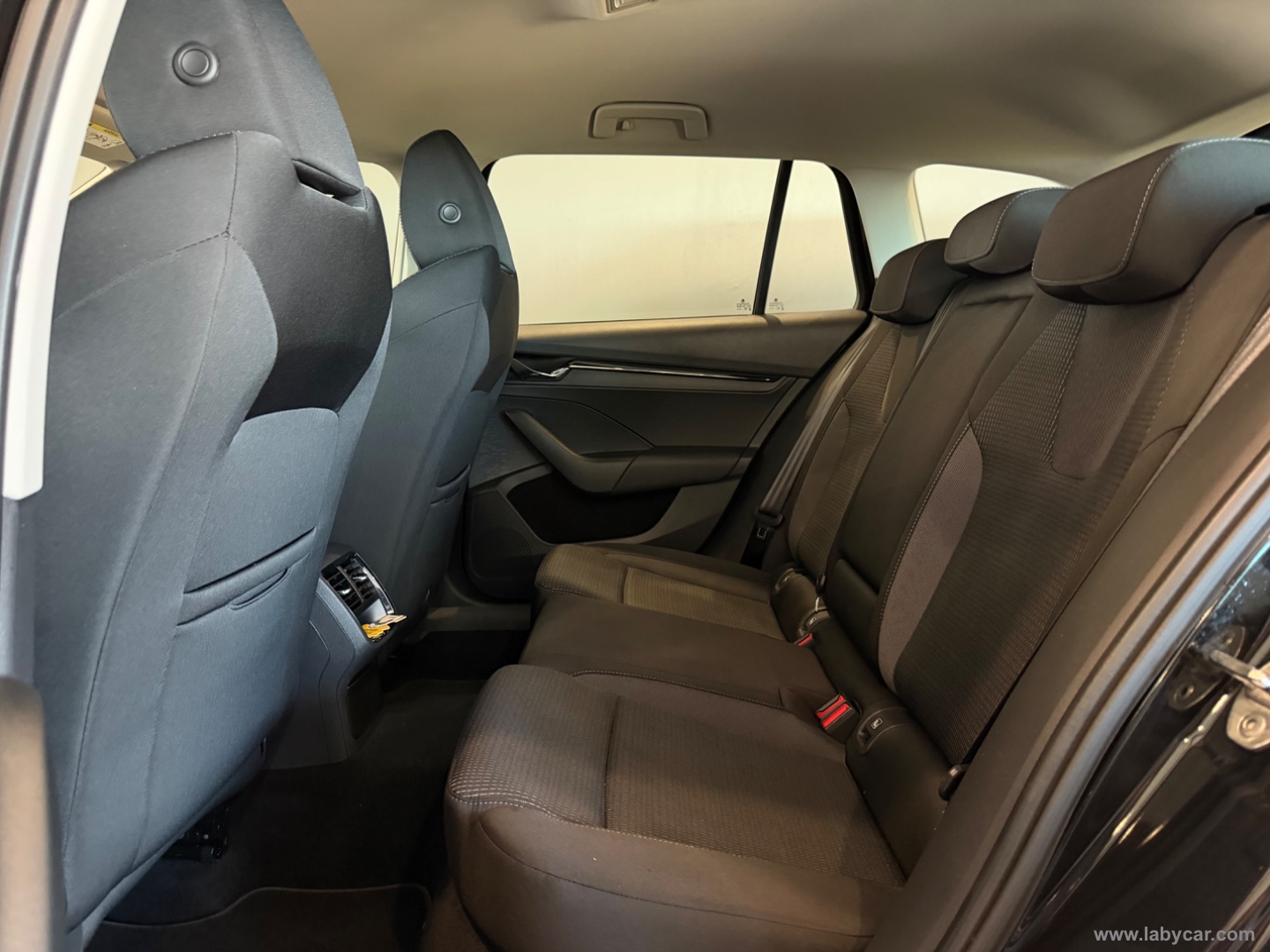 Octavia 2.0 TDI SCR 150CV DSG Wag. Exec. - immagine 6