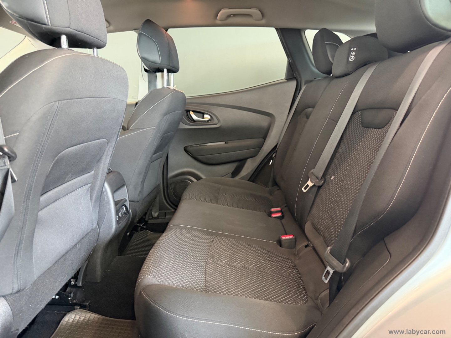 Kadjar Blue dCi 8V 115 CV EDC Business - immagine 6