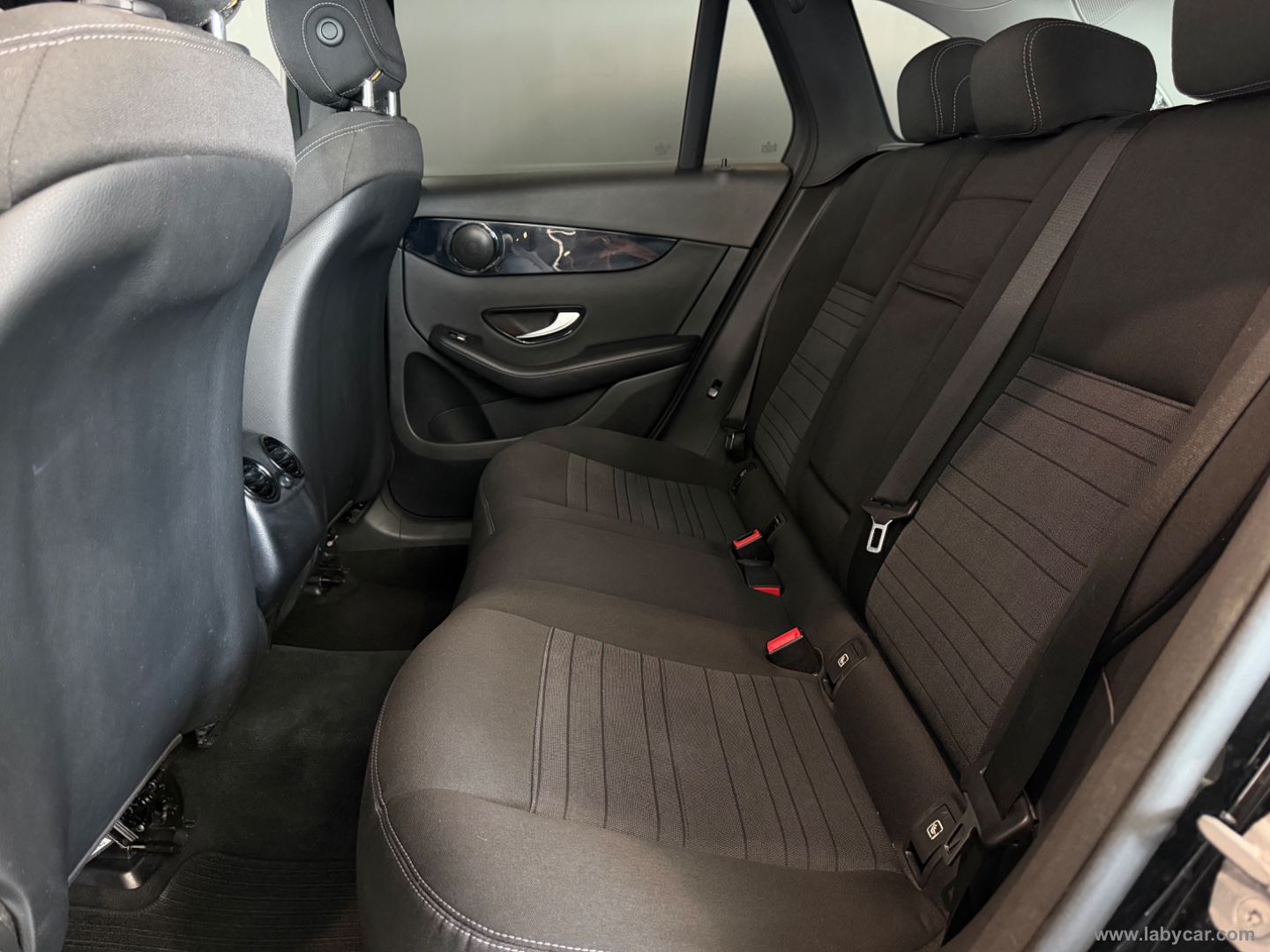 GLC 250 d 4Matic Exclusive - immagine 6