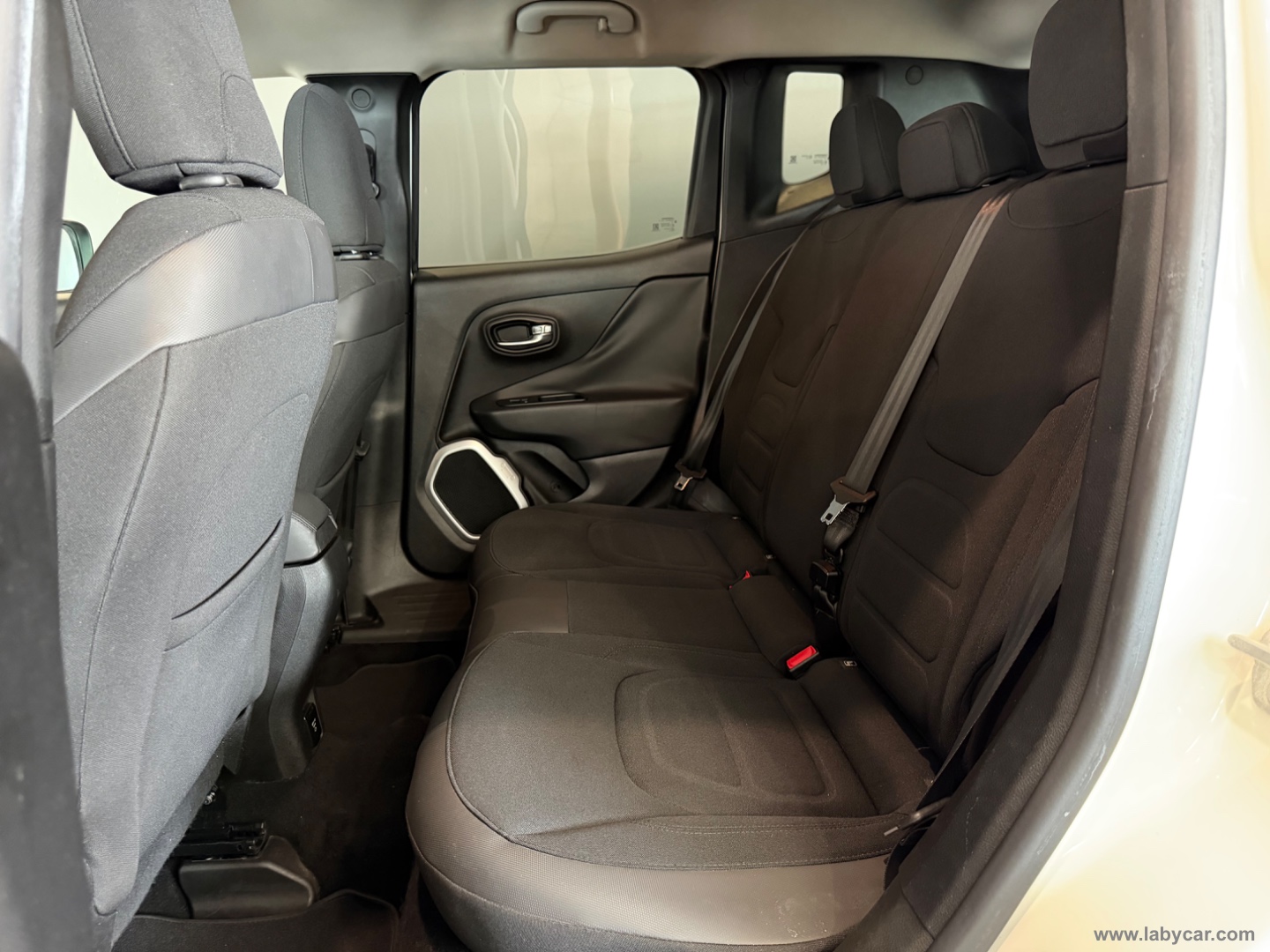 Renegade 1.6 Mjt 120CV Limited - immagine 6