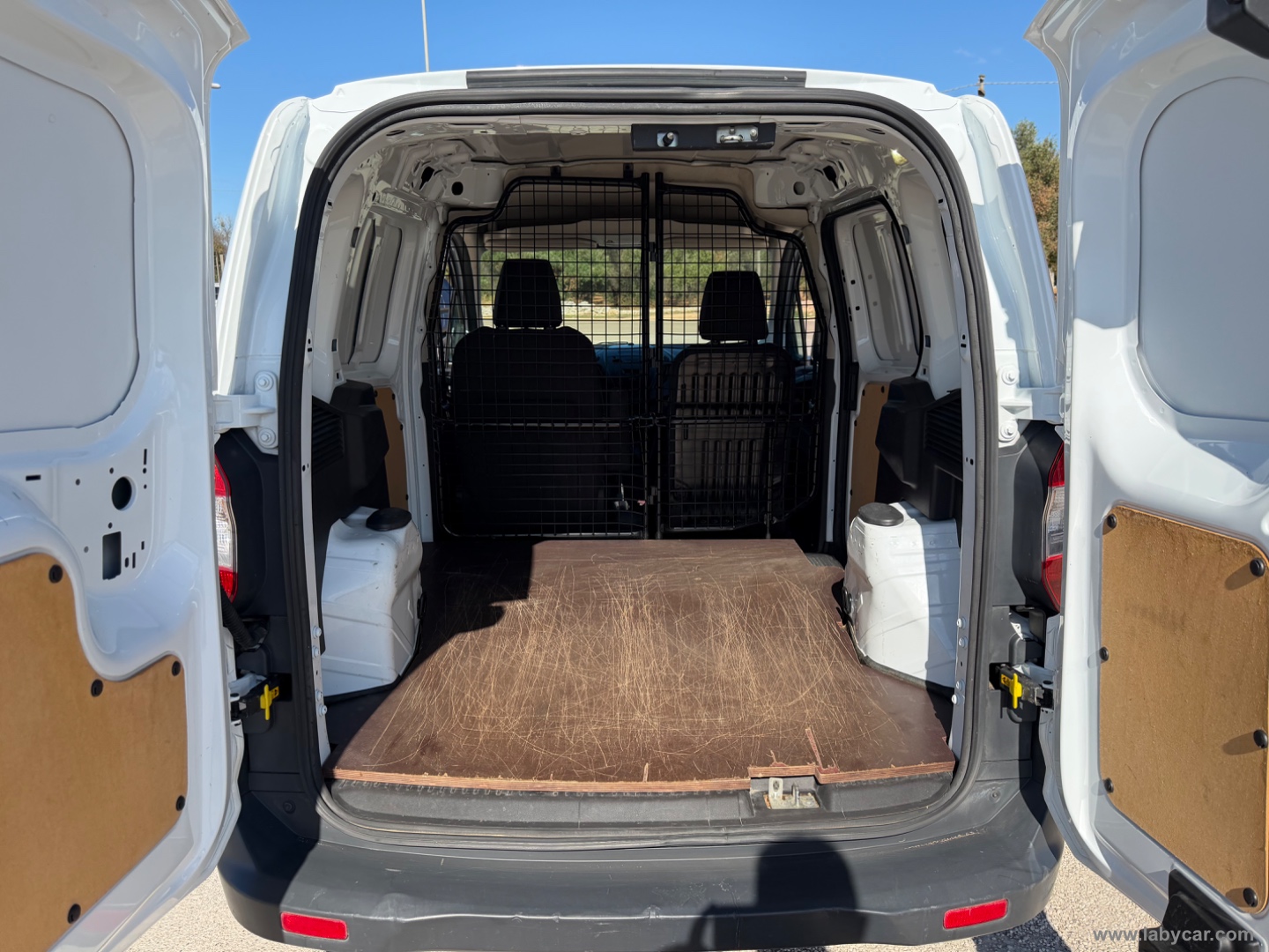 Transit Courier 1.5 TDCi 75CV Van Entry - immagine 6