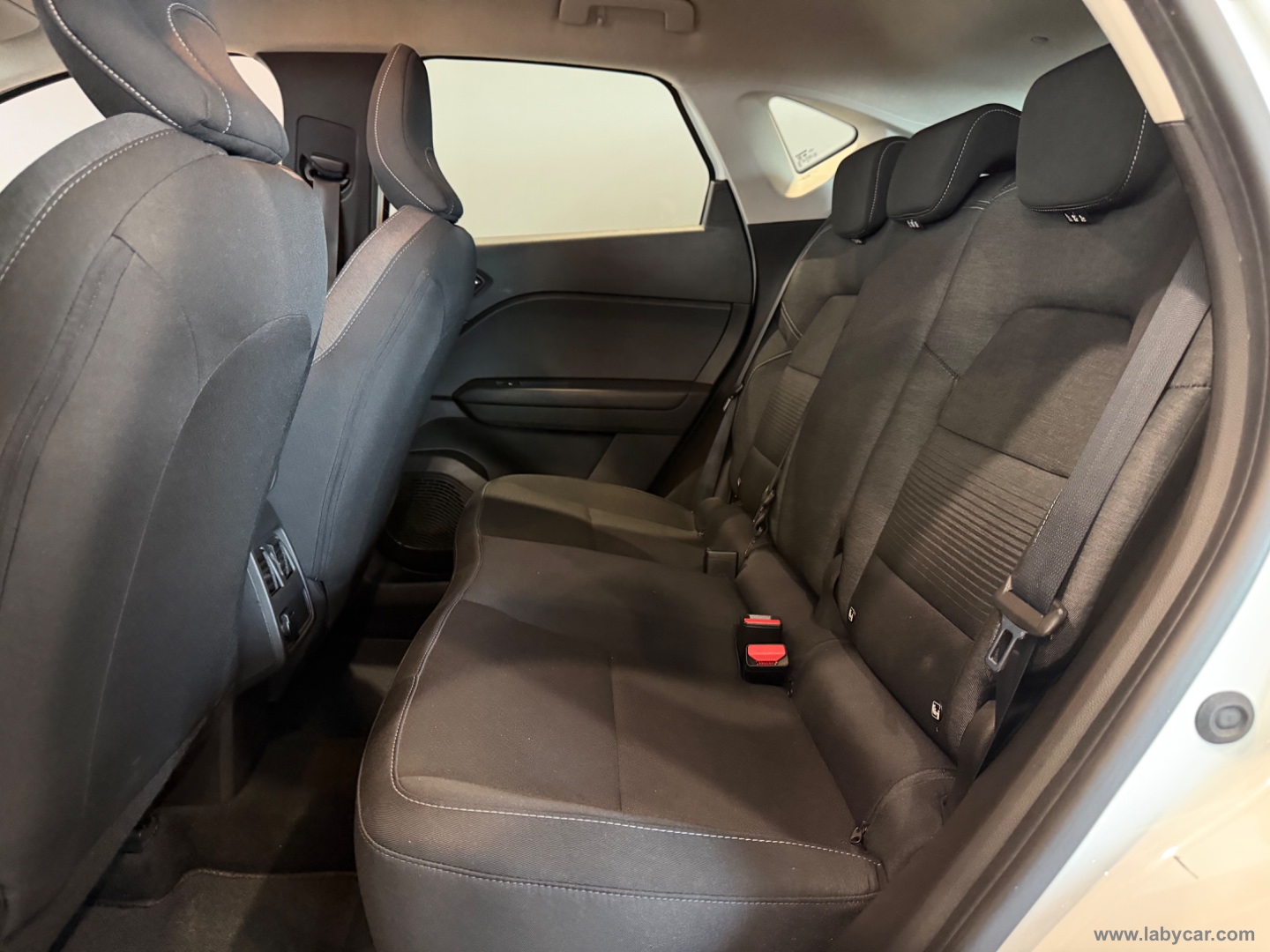 Captur TCe 12V 100 CV GPL FAP Business - immagine 6