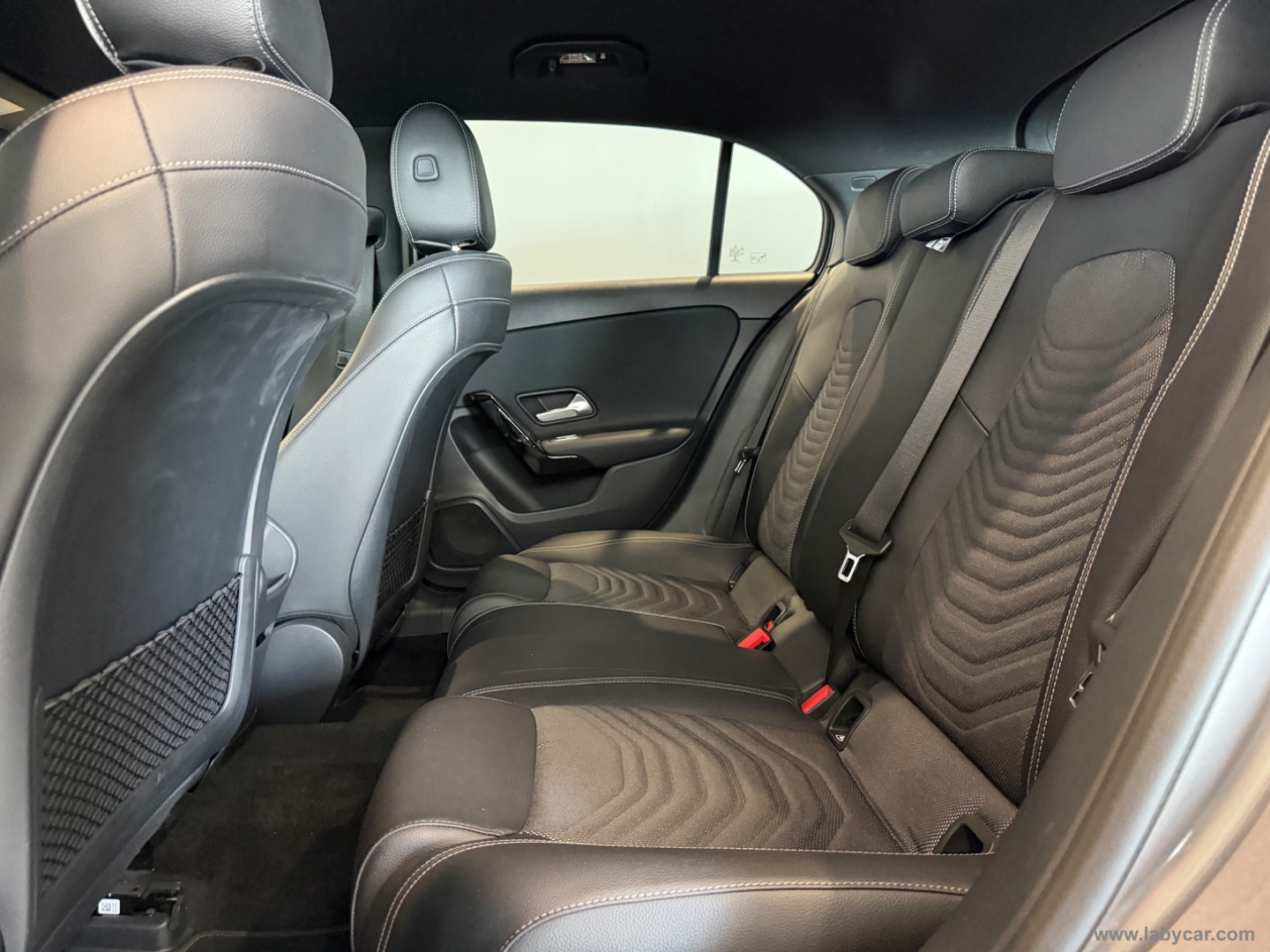 A 180 d Automatic Business - immagine 6