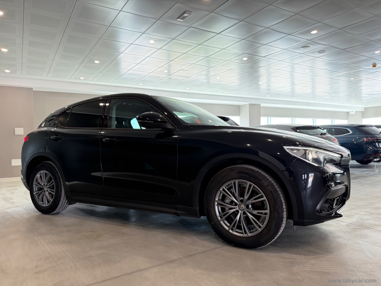 Stelvio 2.2 T.diesel 190 CV AT8 Q4 Bus. - immagine 6