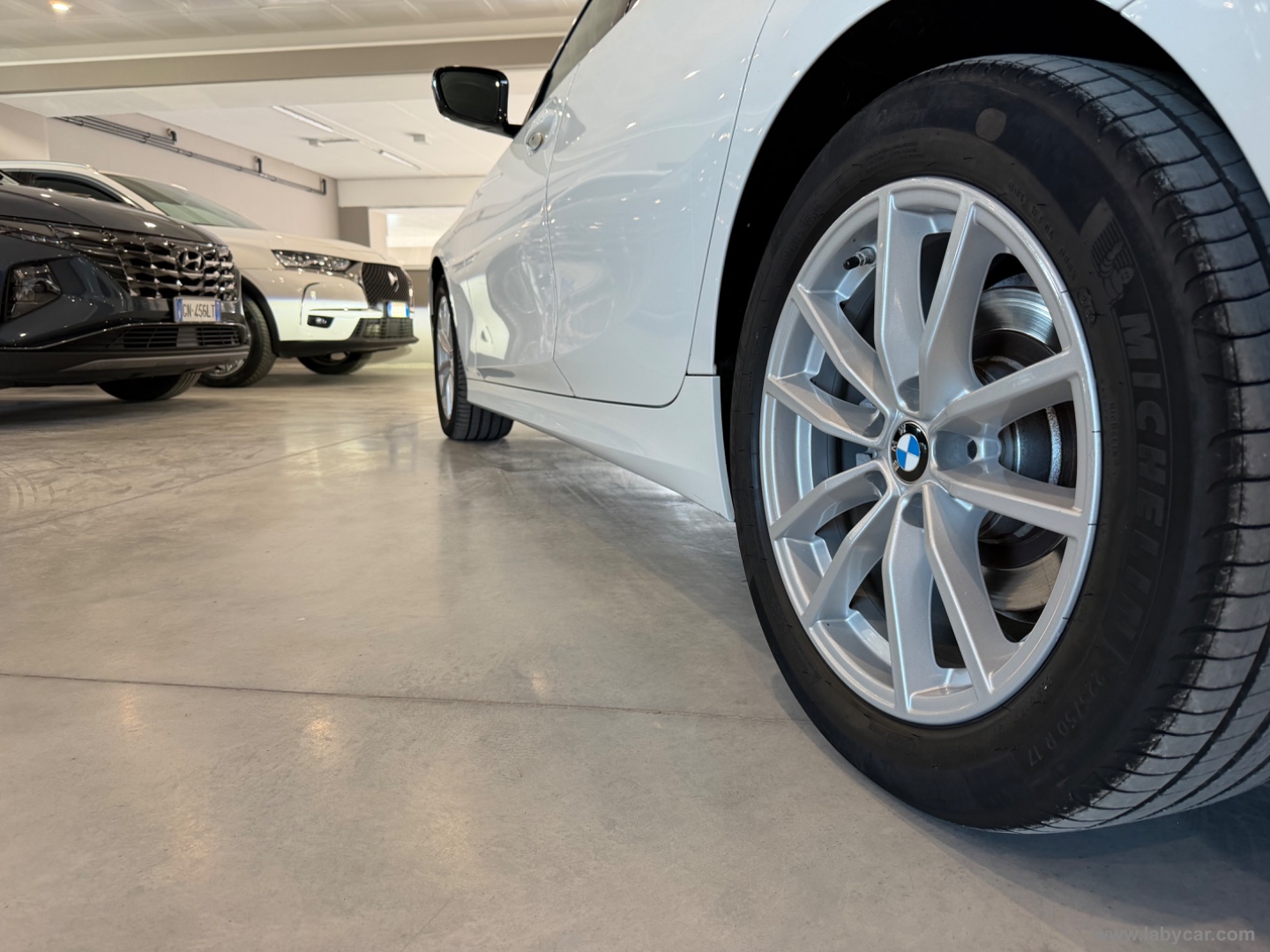 316d 48V Touring Msport - immagine 6