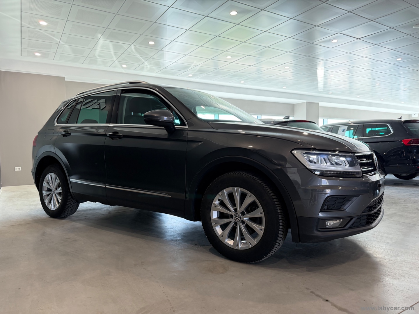 Tiguan 2.0 TDI DSG 4MOTION Business BMT - immagine 6