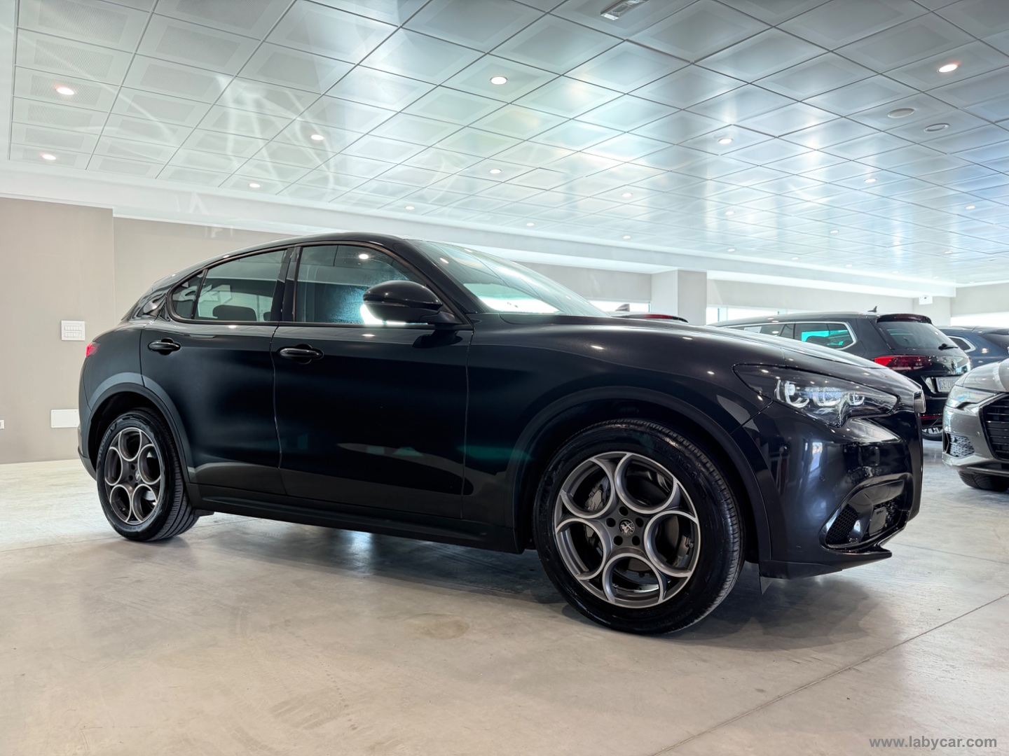 Stelvio 2.2 T.diesel 210CV AT8 Q4 Sprint - immagine 6