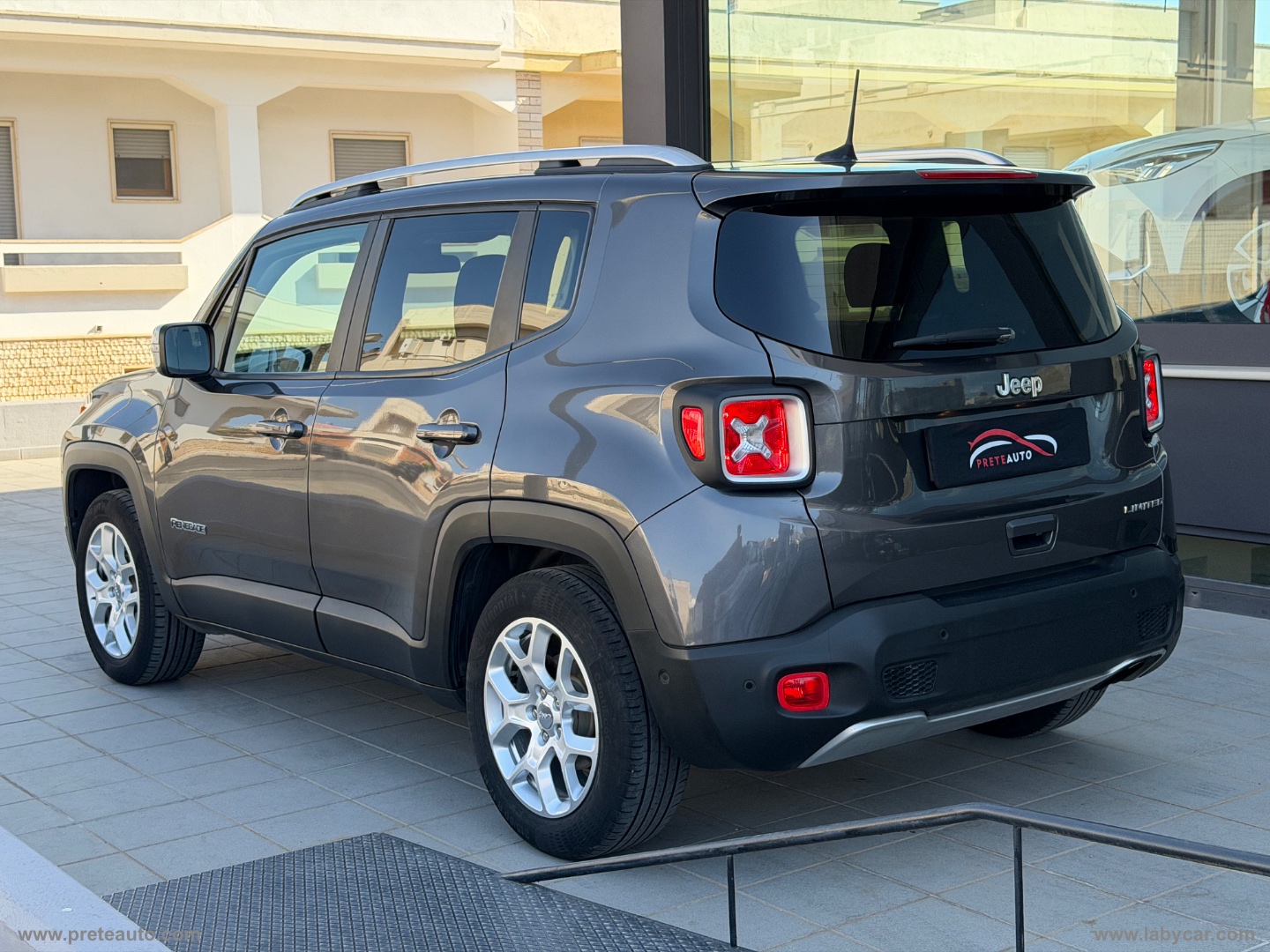 Renegade 2.0 Mjt 140 CV 4WD AD. Limited - immagine 6