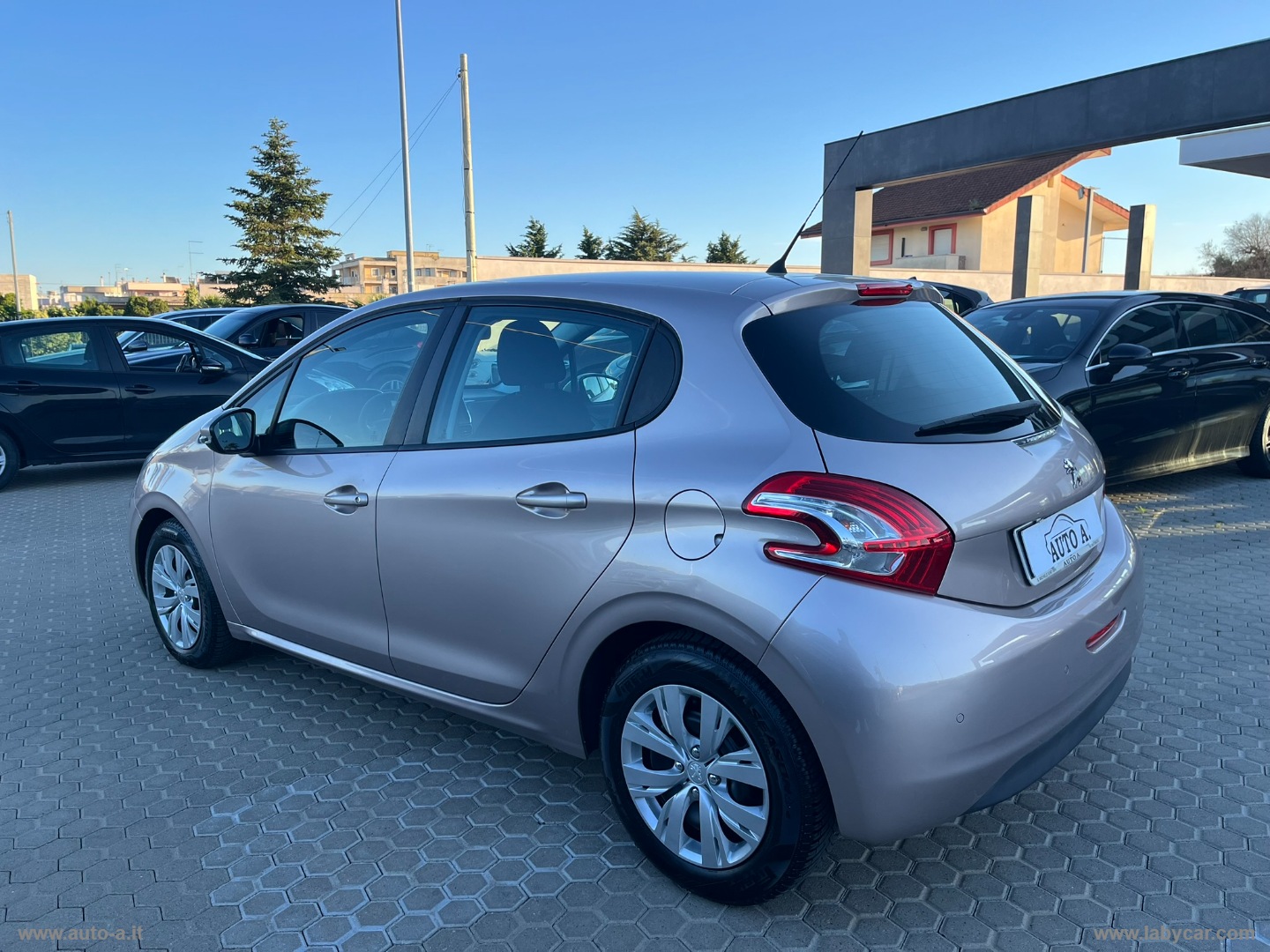 208 1.4 HDi 68 CV 5p. Active - immagine 6
