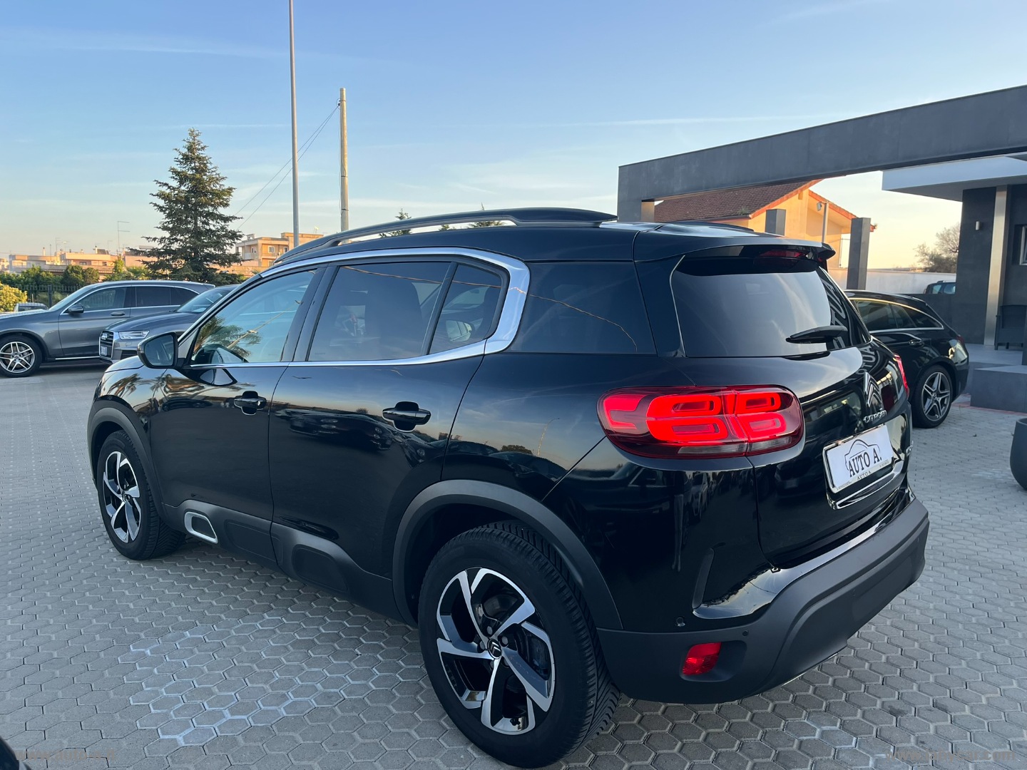 C5 Aircross BlueHDi 130 S&S Shine - immagine 6