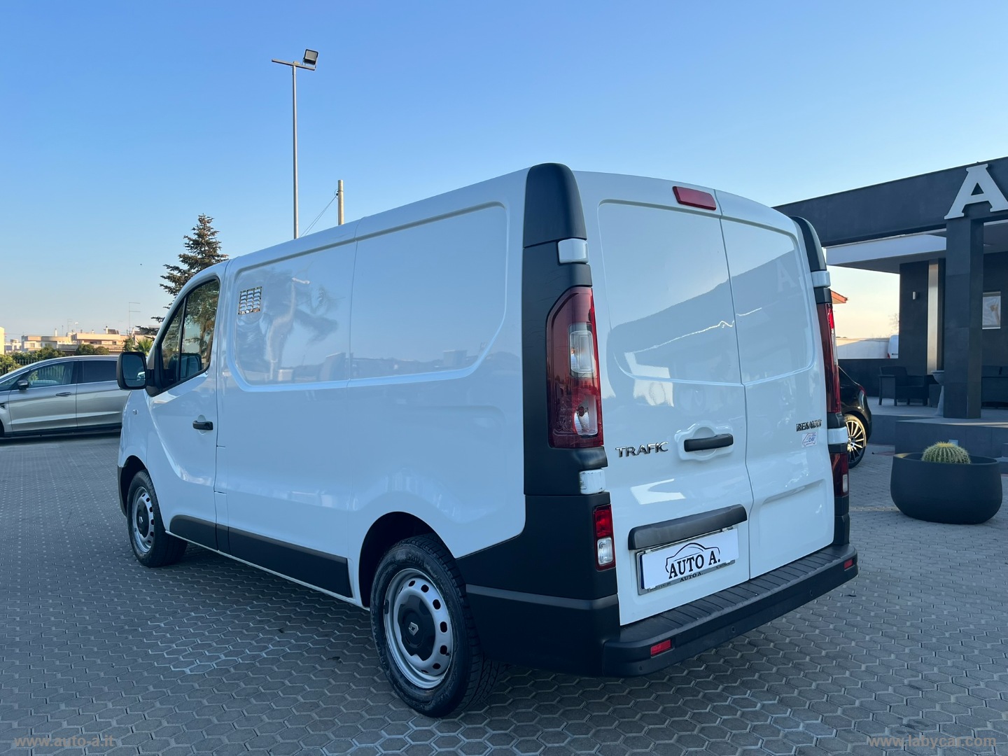 Trafic 1.6 dCi 125CV S&S Furgone 3 POSTI - immagine 6