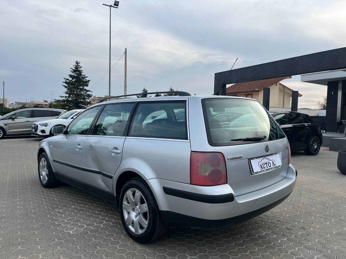 Passat 1.9 TDI 101CV Variant - immagine 6