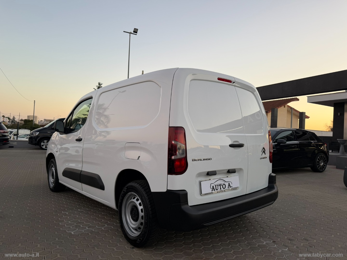 Berlingo BlueHDi 100 CV 3 POSTI - immagine 6