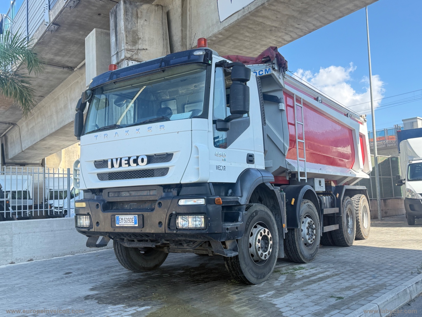 STRALIS 410 - 4 ASSI RIBALTABILE VASCA - immagine 6