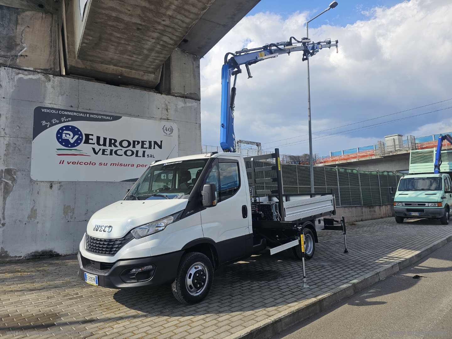 Daily 35C14 GRU CON ANTENNA E CASSONE - immagine 6