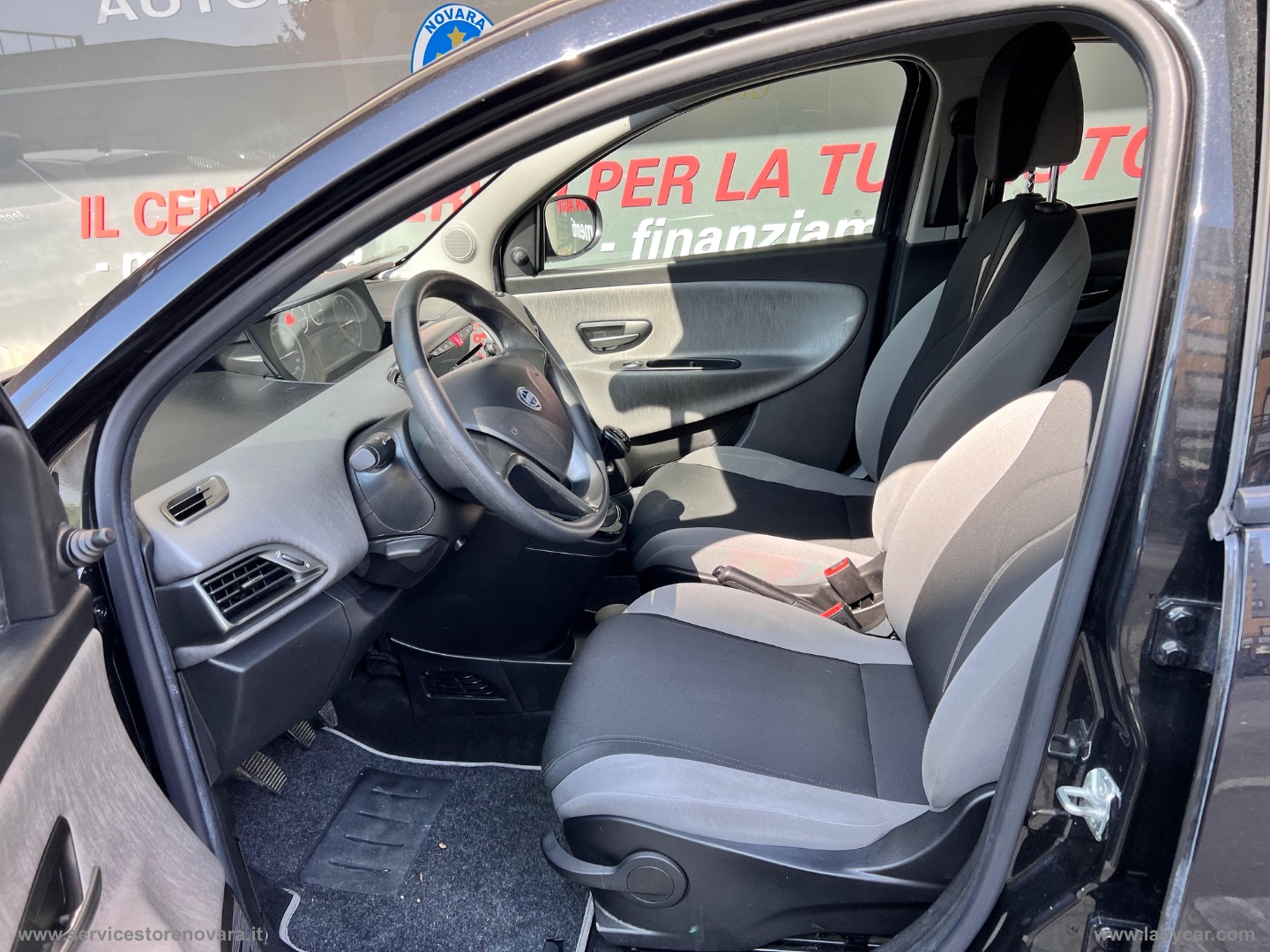 Ypsilon 1.2 69 CV 5p. Silver PRONTA CONSEGNA - immagine 6