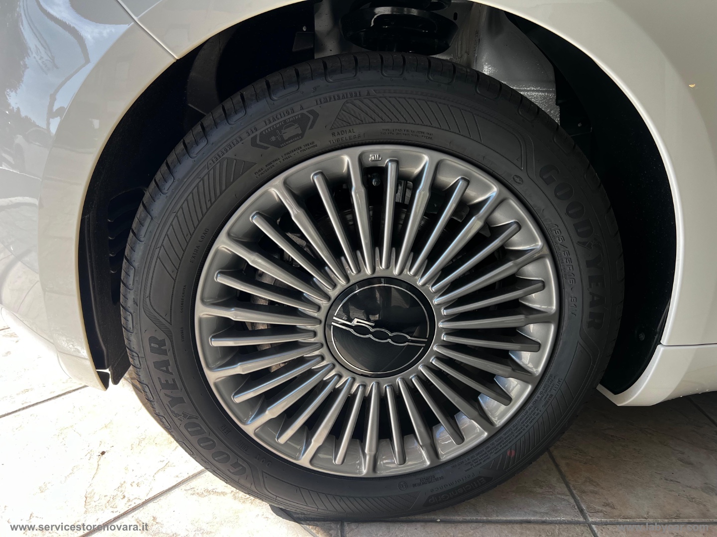 500 Berlina Hybrid Torino KM0 2026! - immagine 6