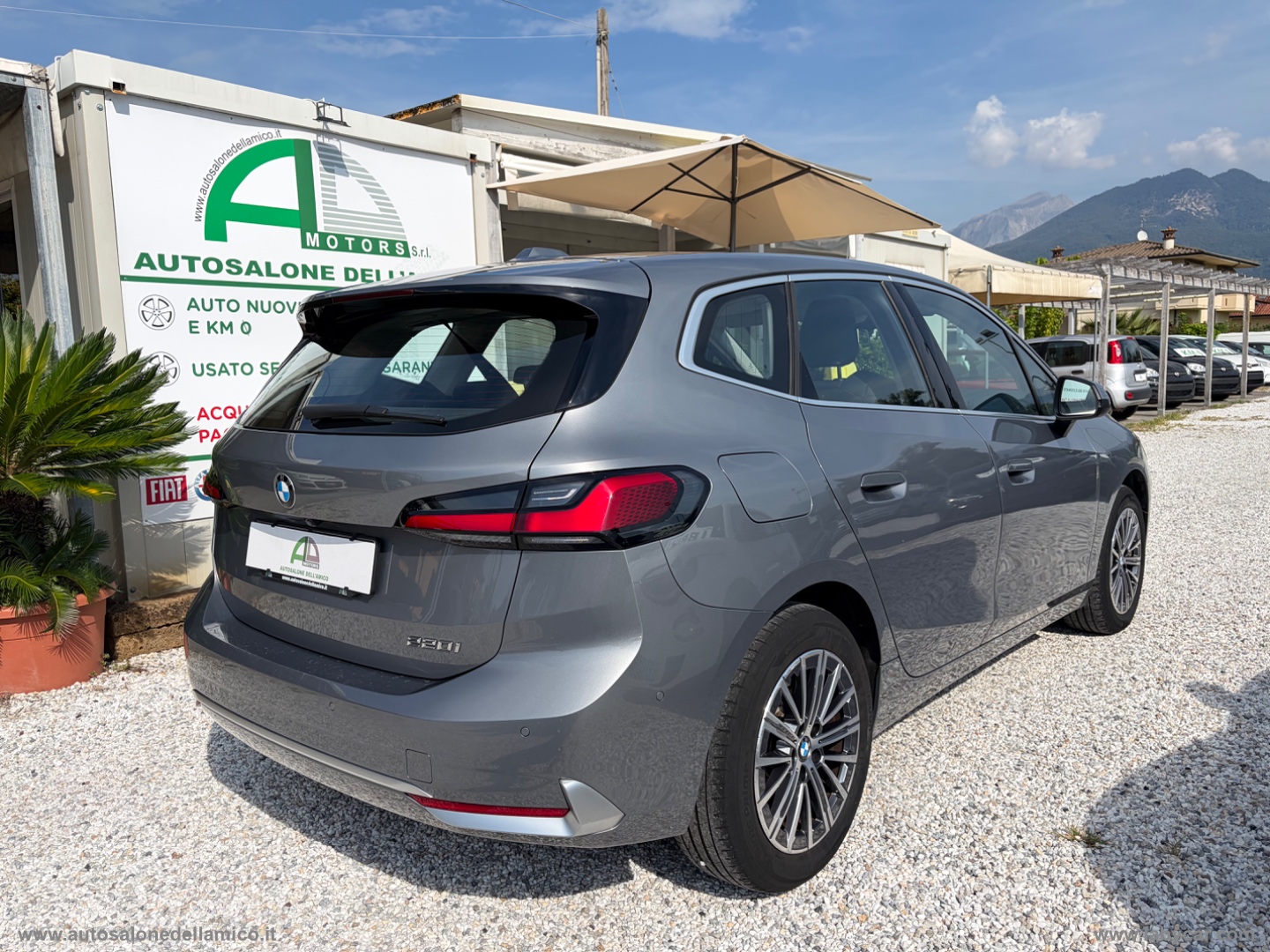 220i 48V Active Tourer Luxury - immagine 6