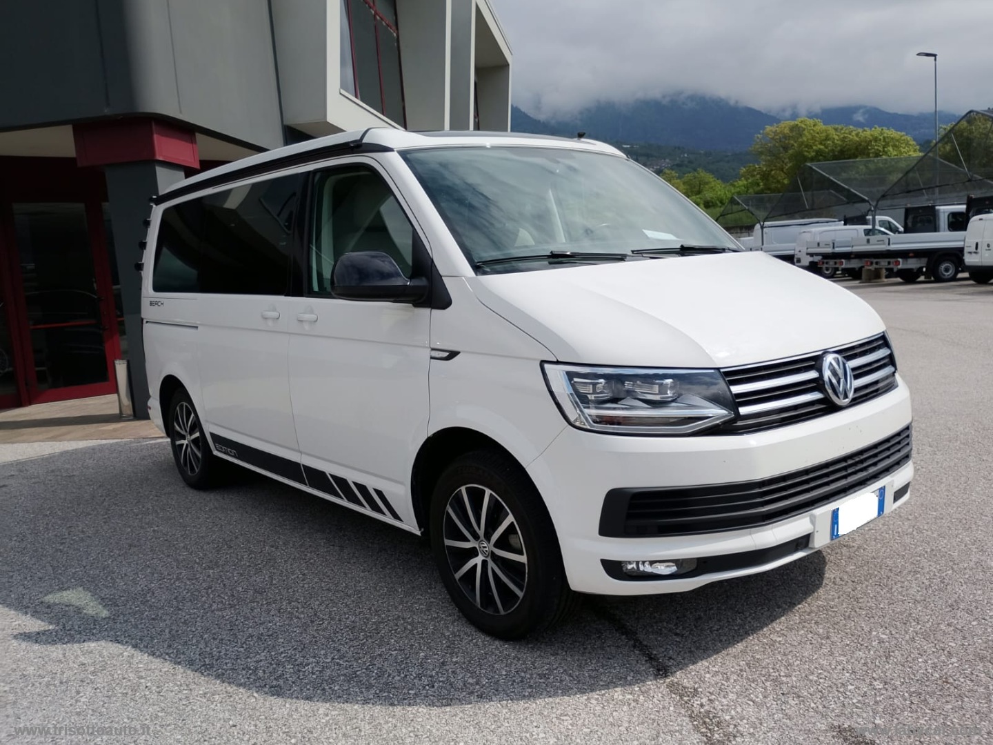 California 2.0TDI 199CV DSG Beach CON GANCIO TRAINO - immagine 6