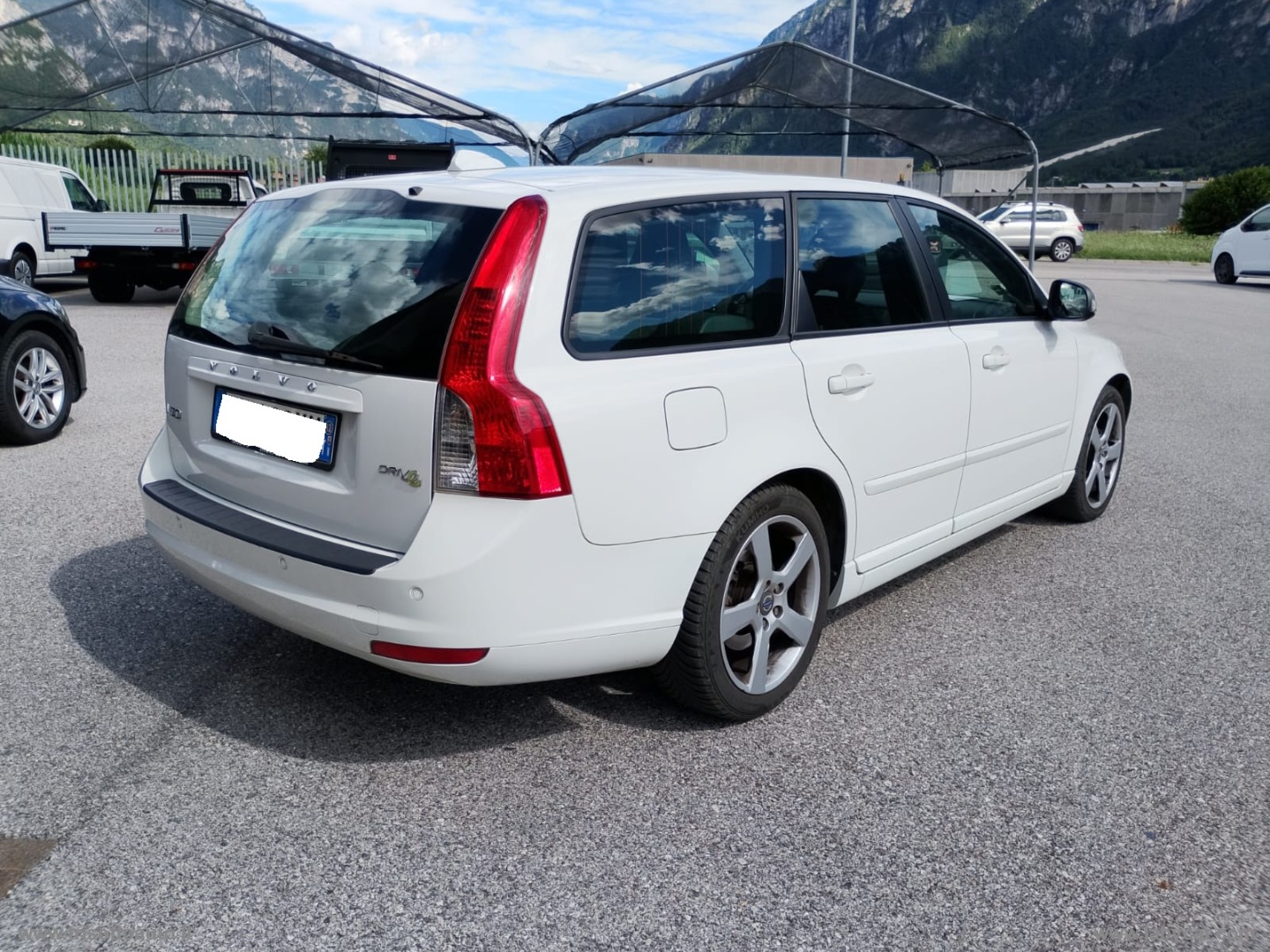 V50 1.6 114CV DRIVE R-design - immagine 6