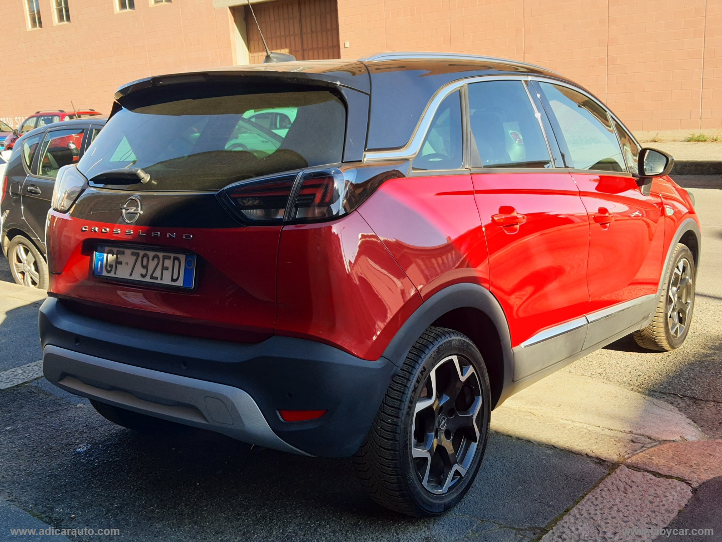 Crossland 1.2 T 12V 110 CV S&S Ultimate - immagine 6