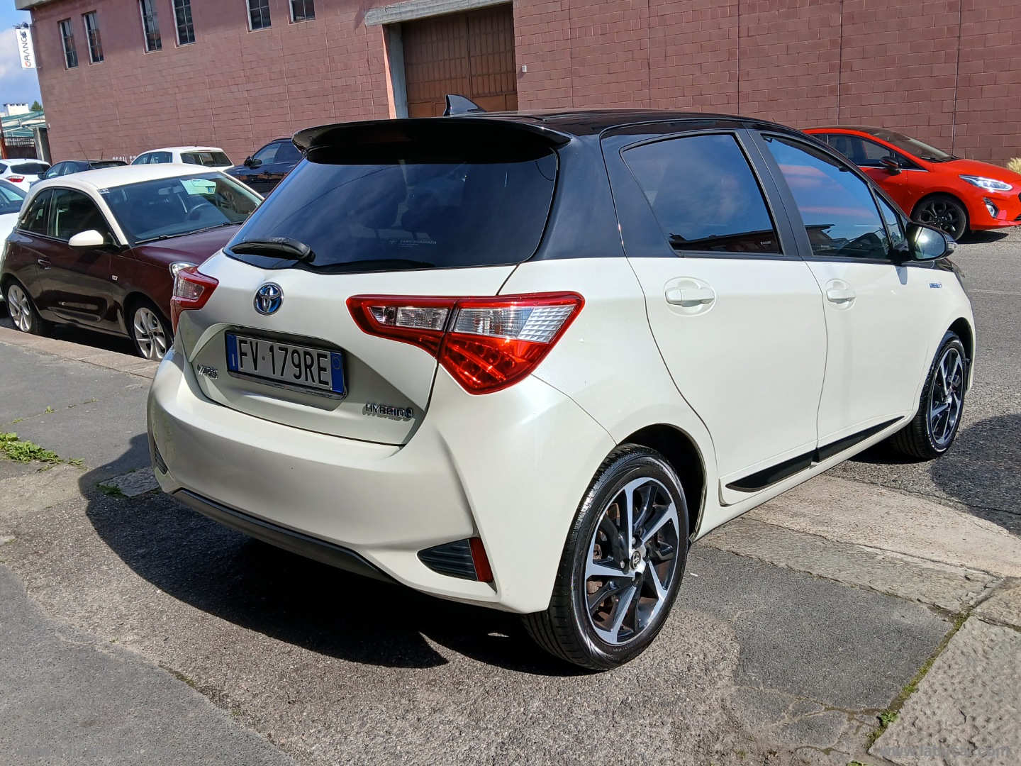 Yaris 1.5 Hybrid 5p. Trend White Ed. - immagine 6