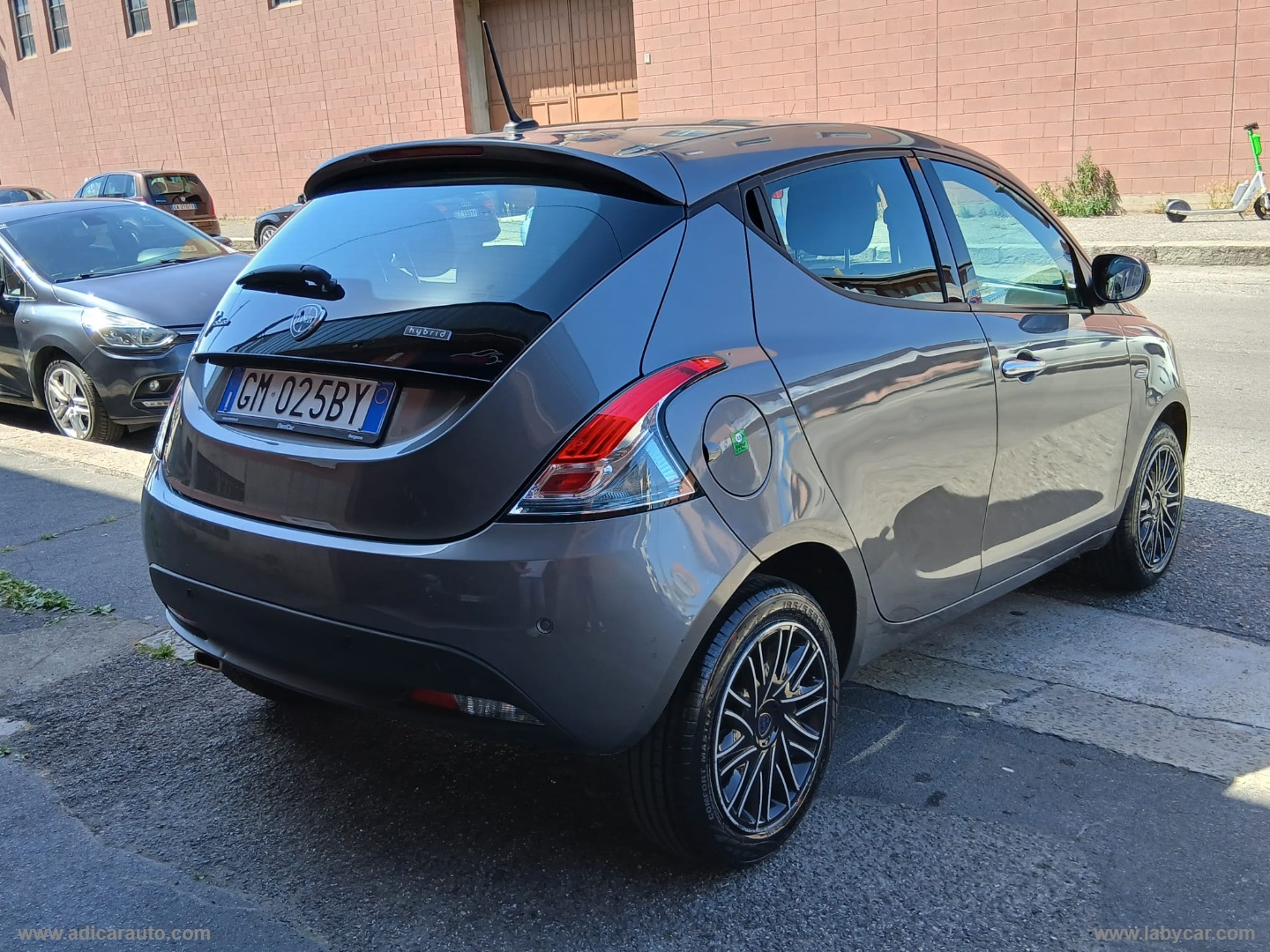 Ypsilon 1.0 FireFly 5p.S&S Hyb. Eco Gold - immagine 6