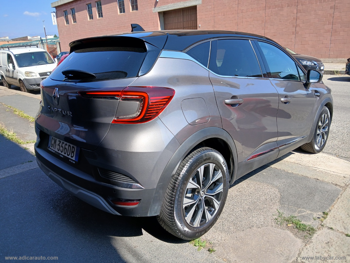 Captur TCe 140 CV Techno - immagine 6