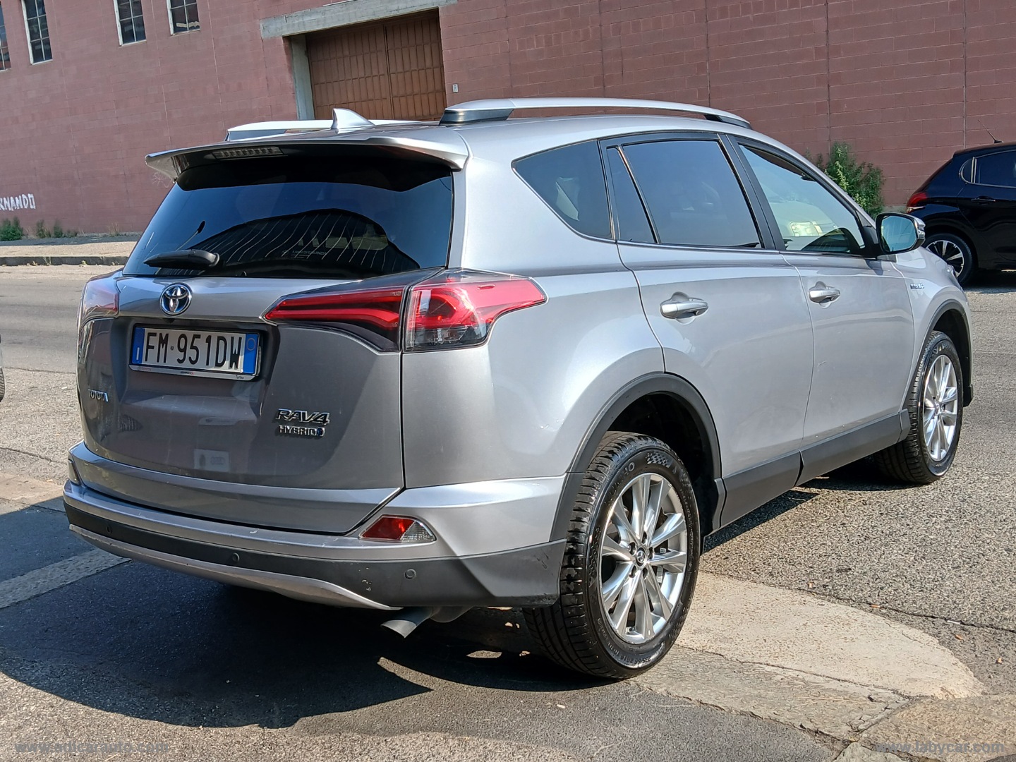 RAV4 2.5 Hybrid 2WD Lounge - immagine 6